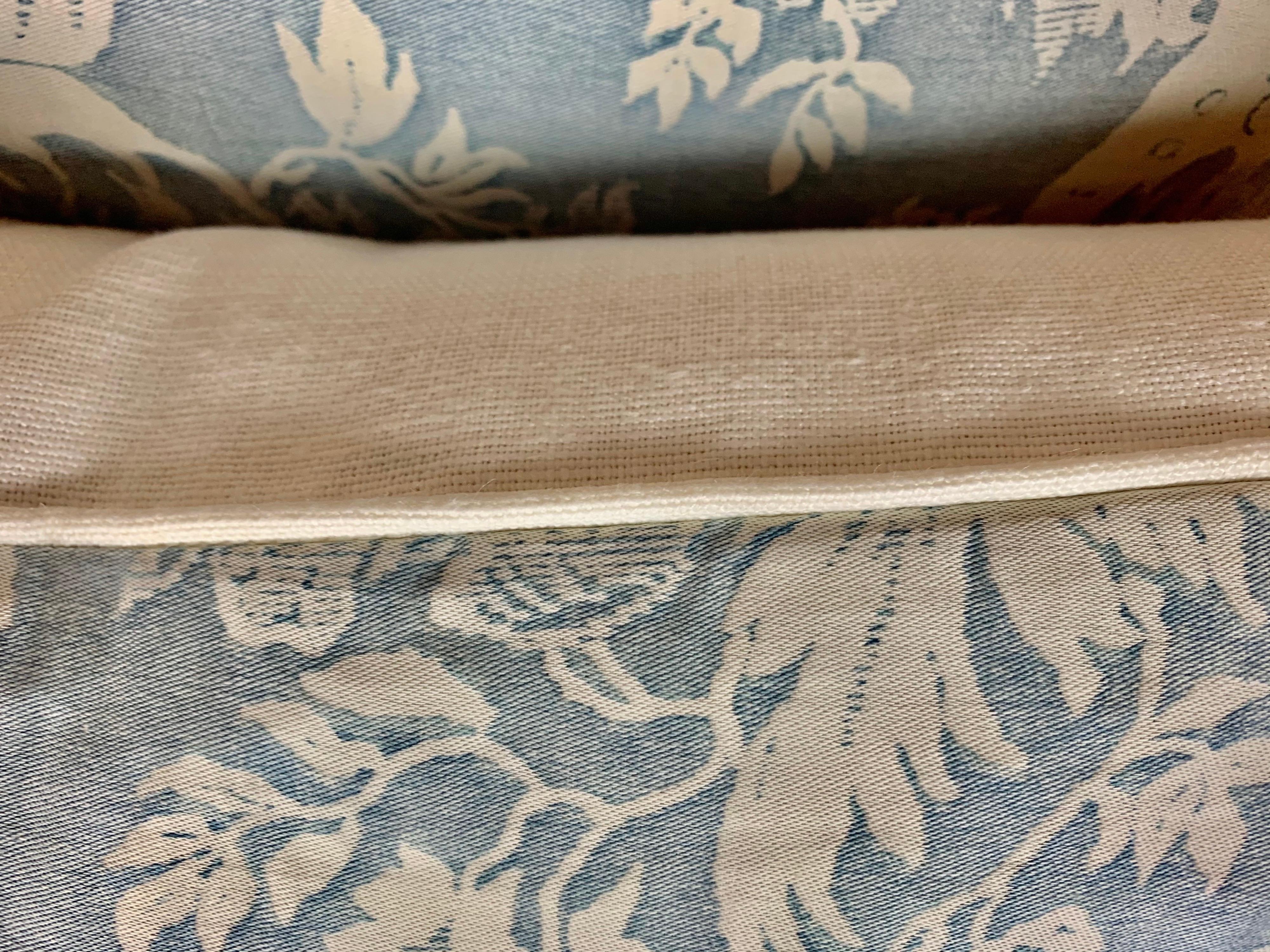 20th Century Pair of Blue & White Chinoiserie Patterned Authentic Fortuny Pillows