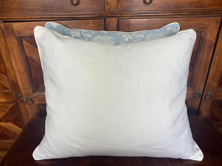 Pair of Blue & White Chinoiserie Patterned Authentic Fortuny Pillows For Sale 2