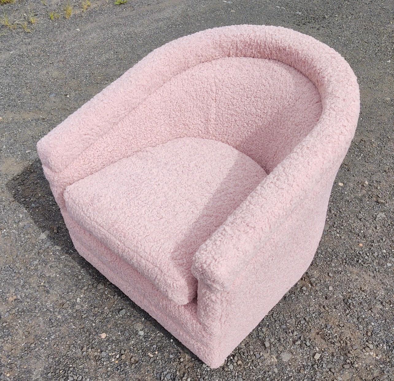 boucle chair pink