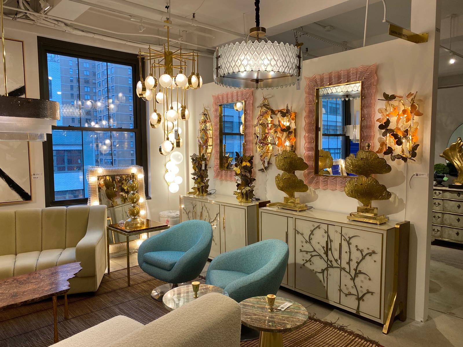 Pair of Italian mirrors with brass frame and solid brass caps made of sculpted blush pink Murano glass with a scalloped contemporary edge. Handcrafted in Venice, Italy.
