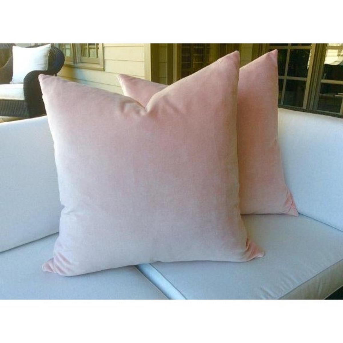 Americano Coppia di cuscini in velluto rosa blush in vendita