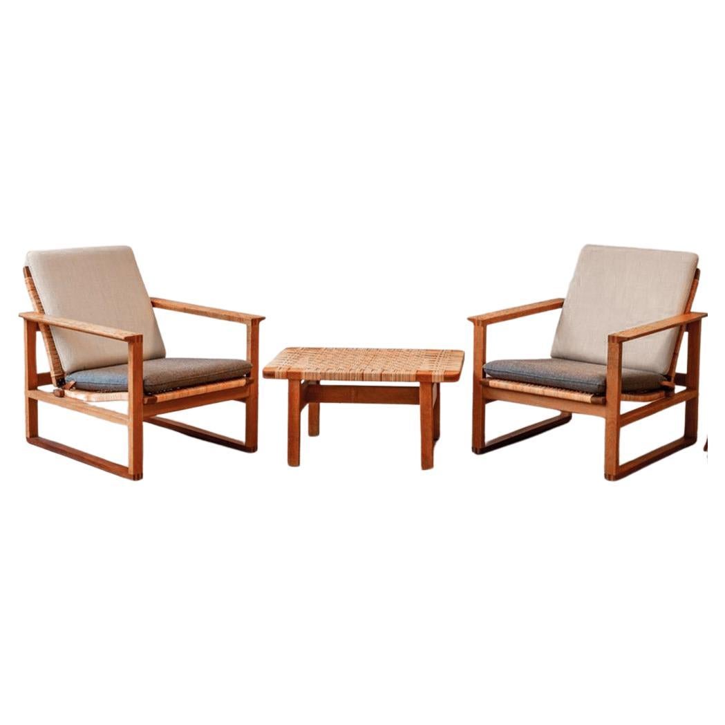 Pair of BM 2256 lounge chairs by Borge Mogensen For Sale