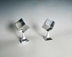 Pareja de cubos fotográficos de la época del op art de Bob Cornell sobre base cromada giratoria