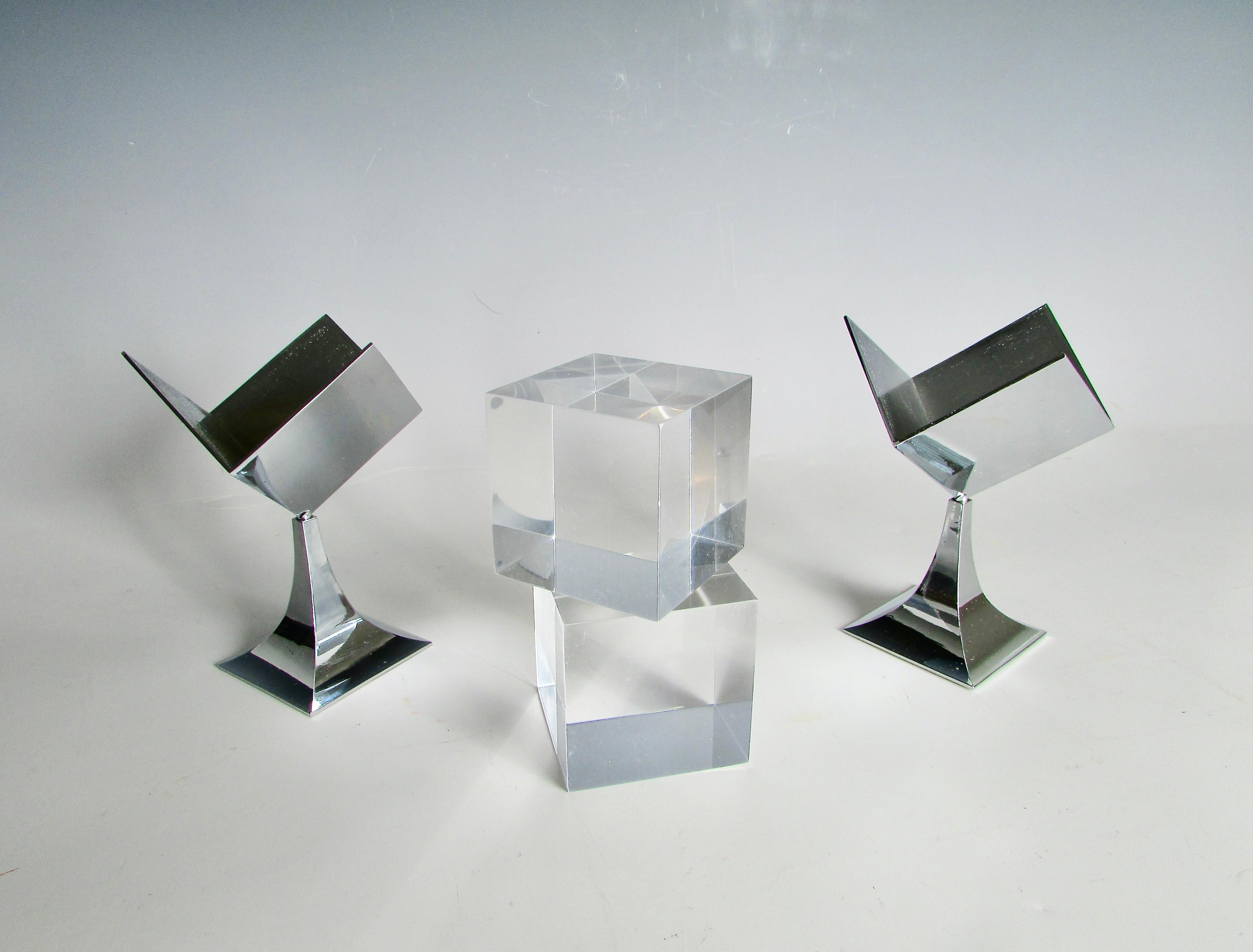 Pair of Bob Cornell op art era photo cubes on rotating chrome base In Good Condition For Sale In Ferndale, MI