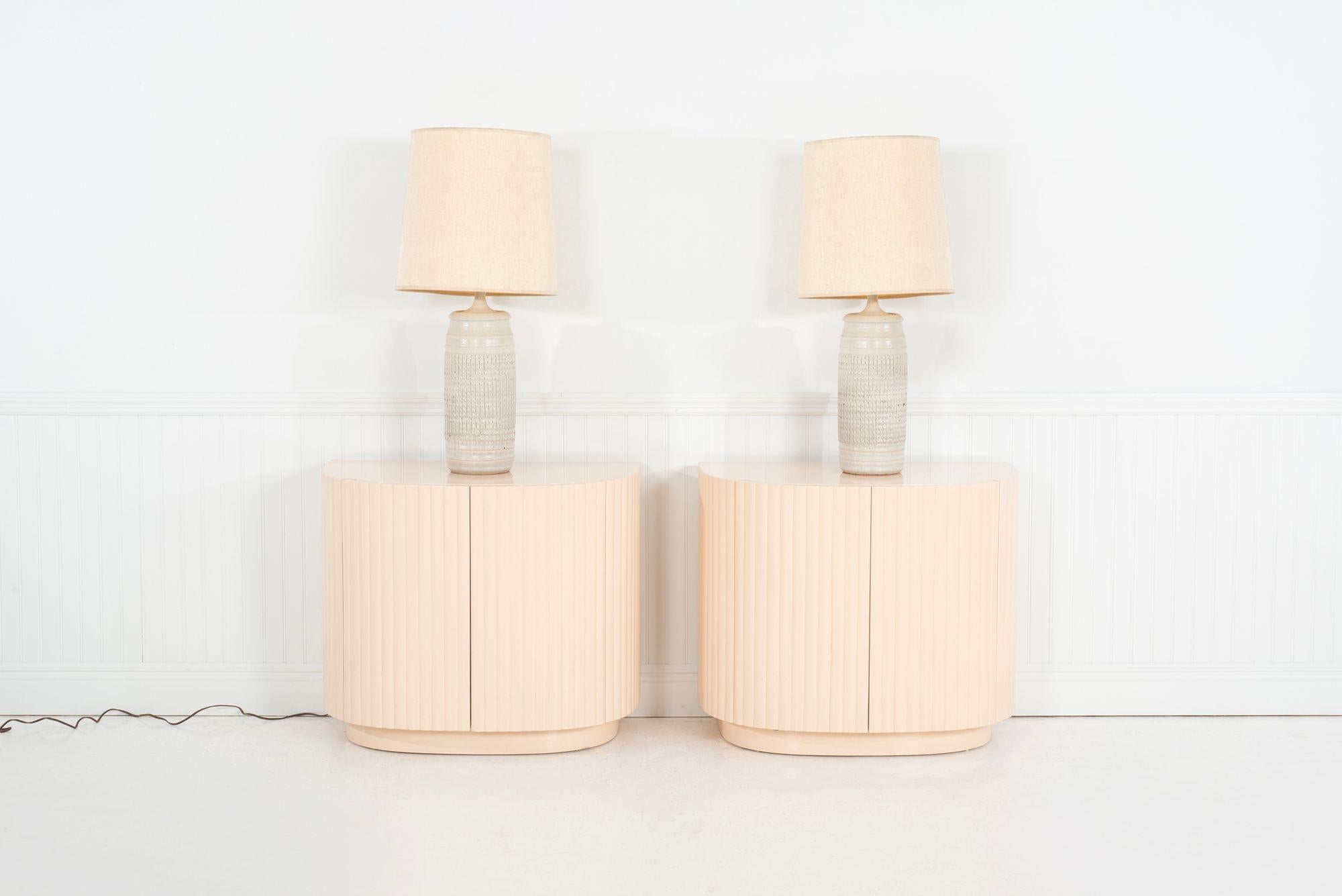 Mid-Century moderno Coppia di lampade da tavolo in ceramica Bob Kinzie for Affiliated Craftsmen 1965c. in vendita