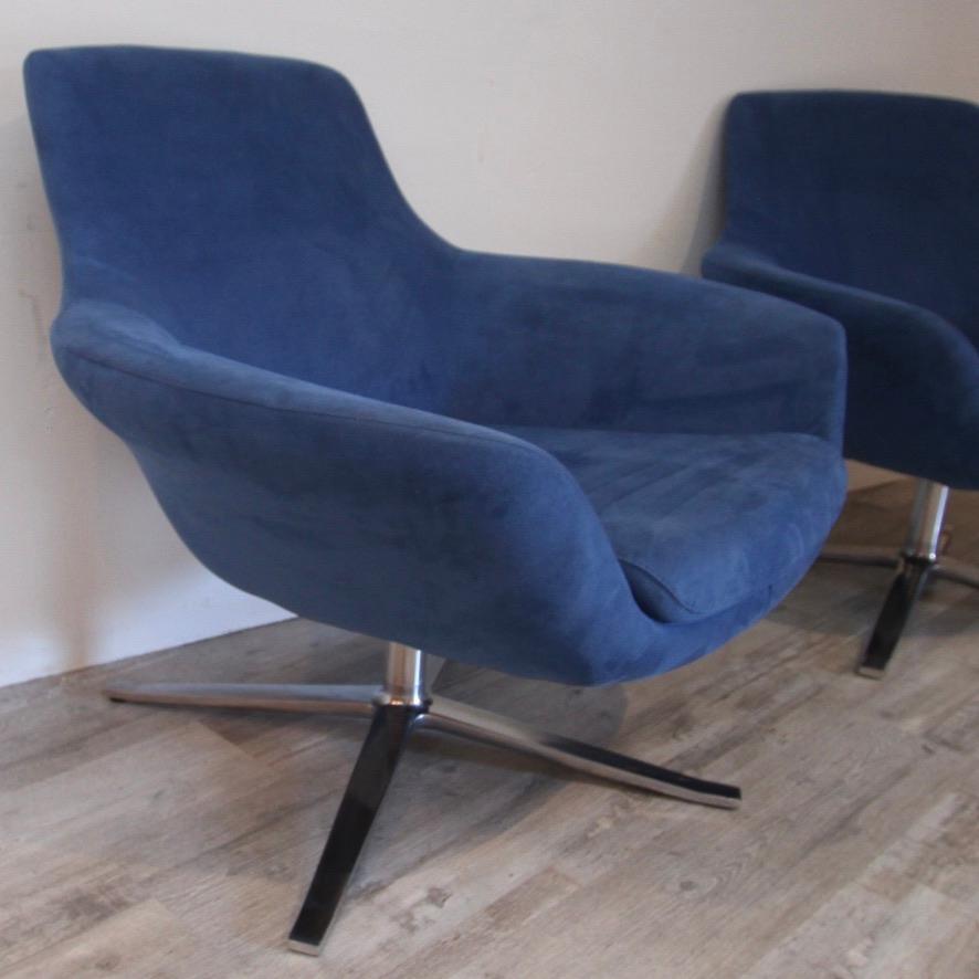Mid-Century Modern Pair of Bob Swivel Chairs by Pearson Lloyd for Coalesse
