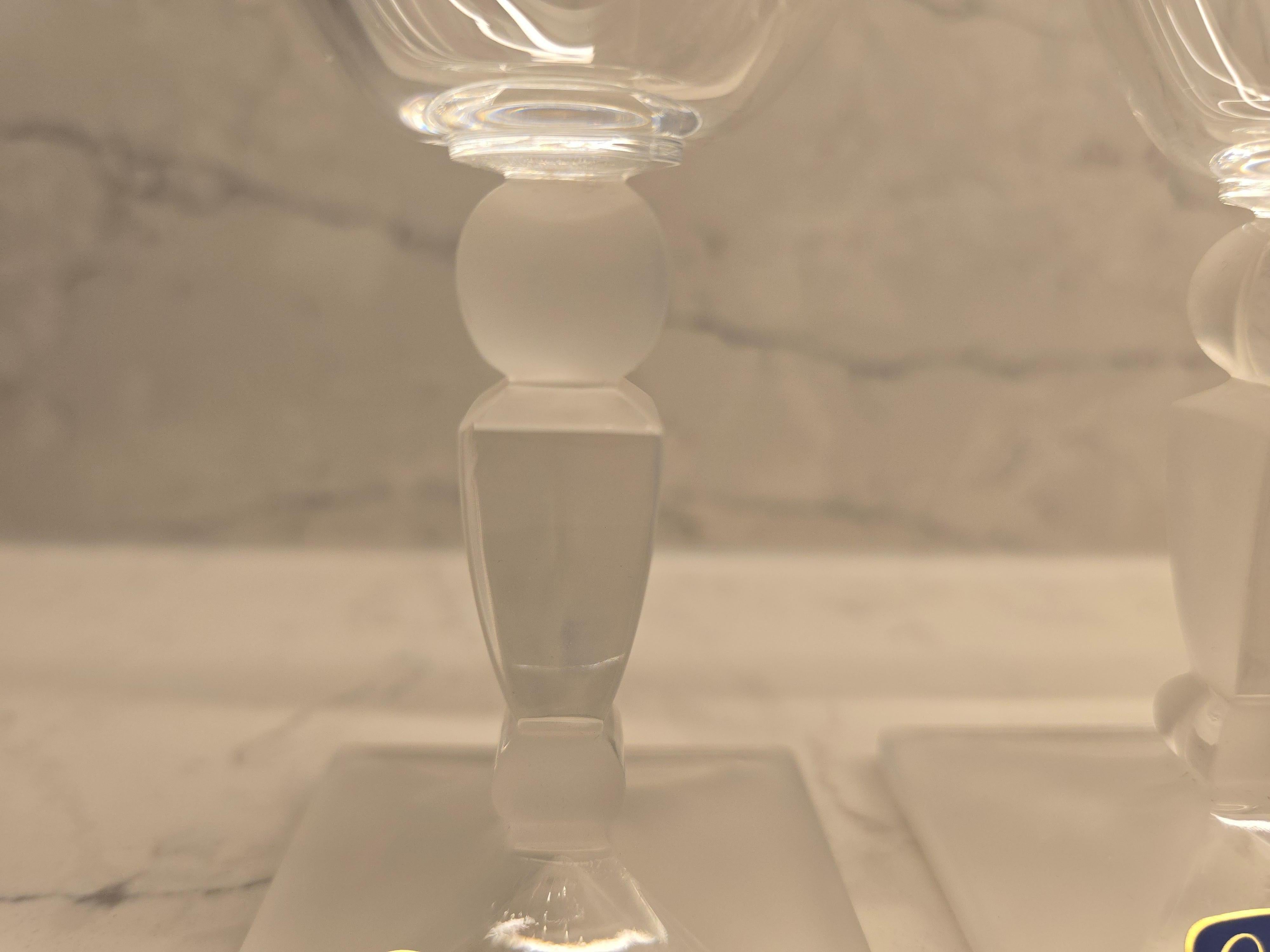Milieu du XXe siècle Paire de verres en Bohemia Crystal, fabriqués en République tchèque en vente