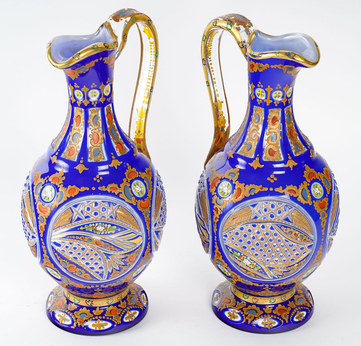 Pair of Bohemian Overlay Ewers, Crystal Overlay, 19th Century. In Good Condition In Saint-Ouen, FR