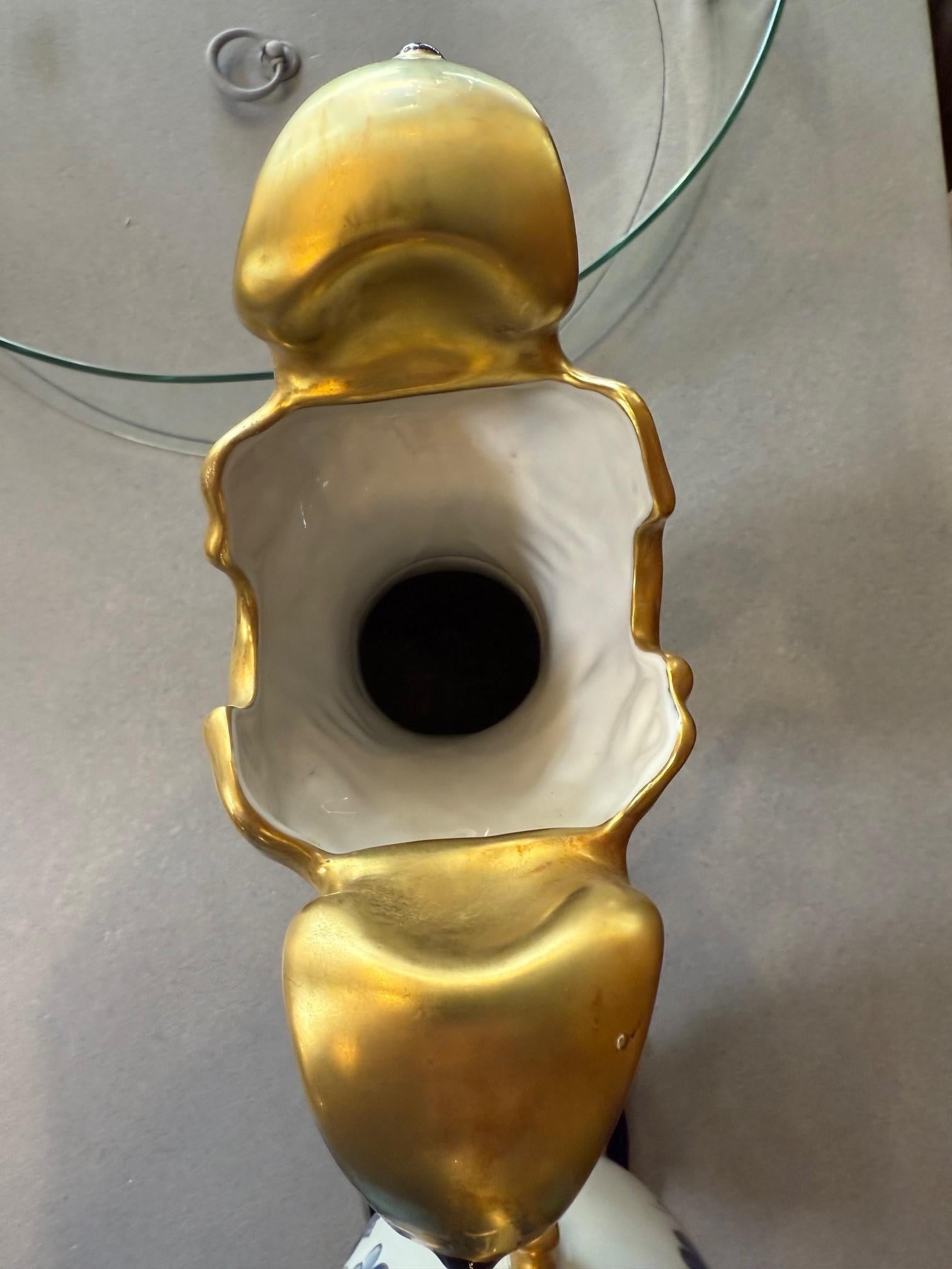 Coppia di vasi in porcellana boema Royal Dux blu cobalto, bianco e oro in vendita 7