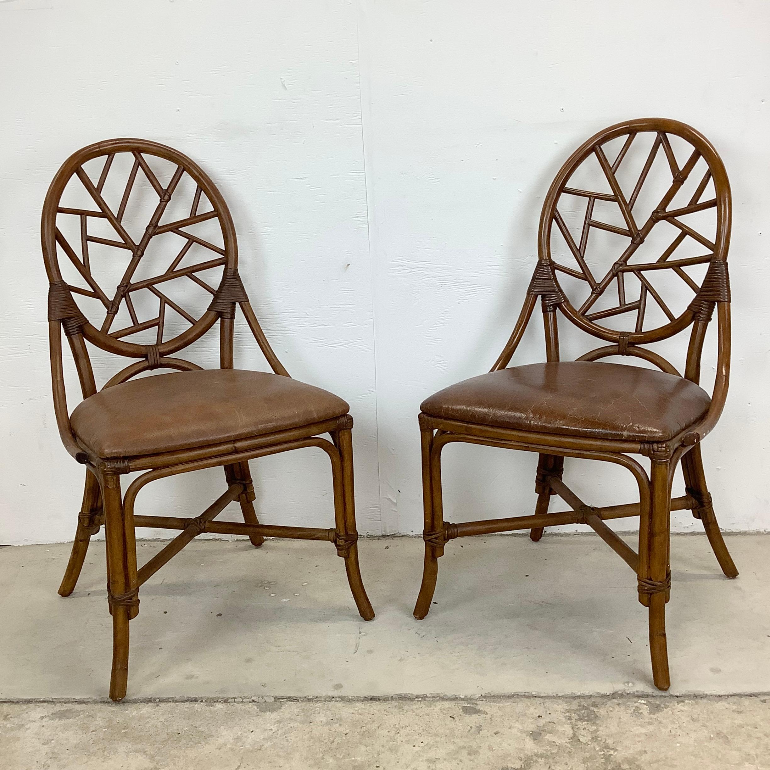 Paar Boho Modern Side Chairs oder Esszimmerstühle (Sonstiges) im Angebot