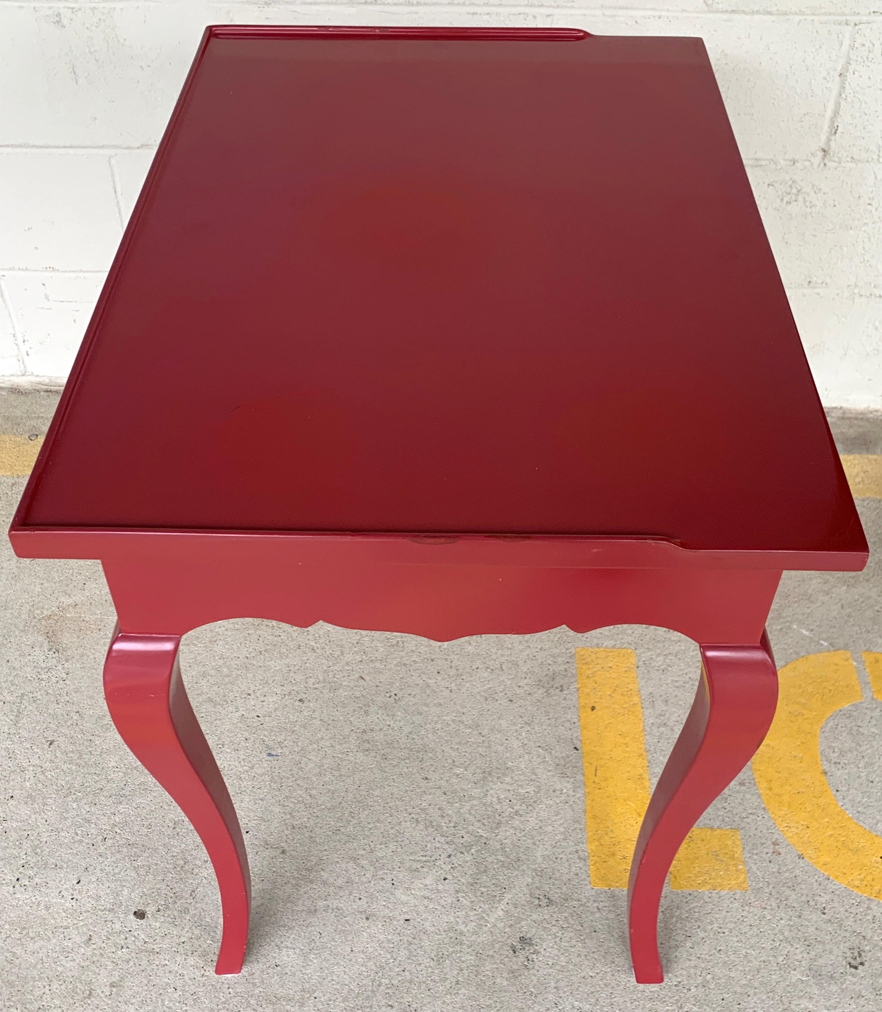 Wood Pair of Bold Mauve Lacquered End/ Nightstands Tables For Sale