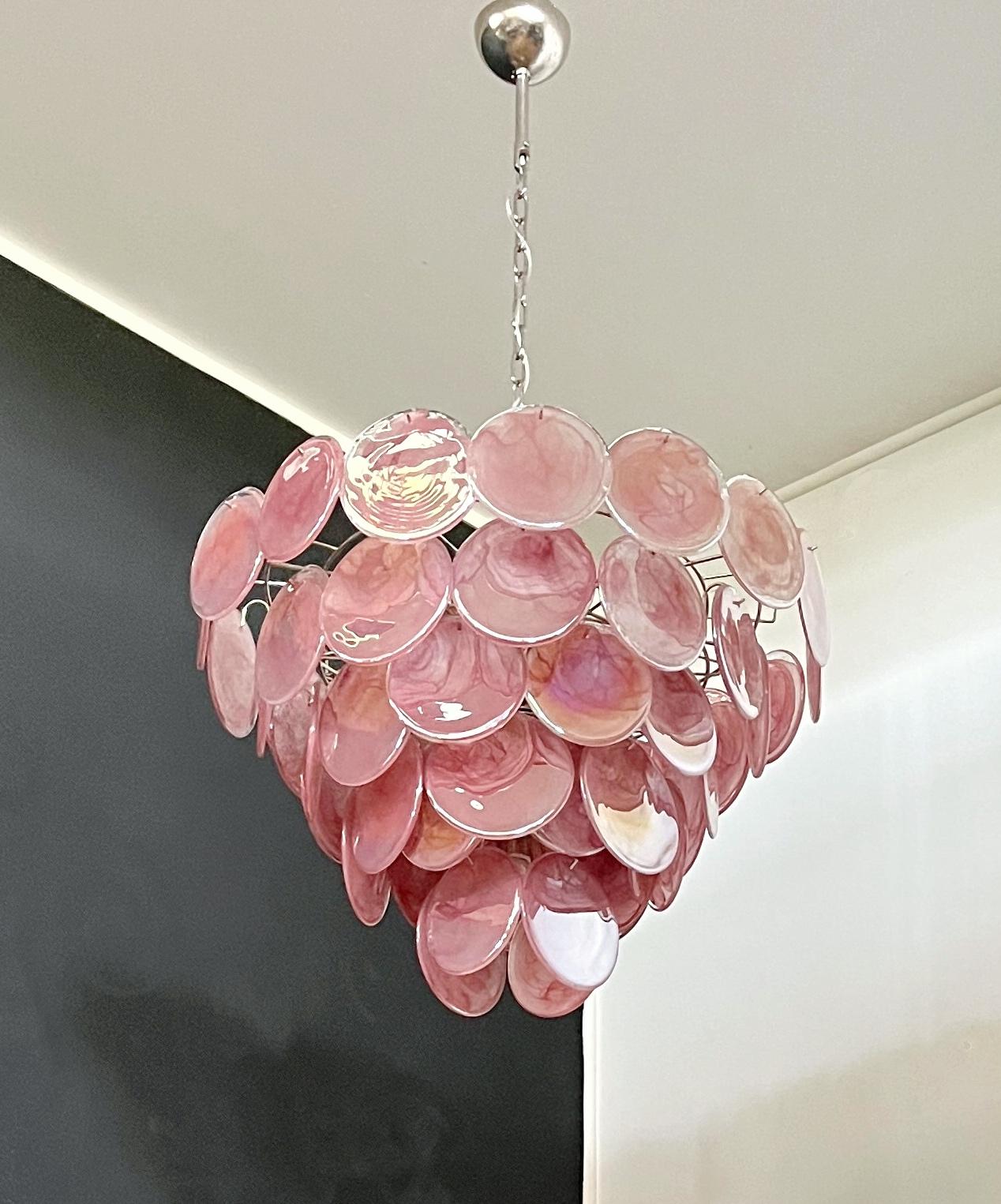 Paire de lustres à disques rose vif de Murano dans le style de Vistosi. Excellent état - En vente à Bromma, SE