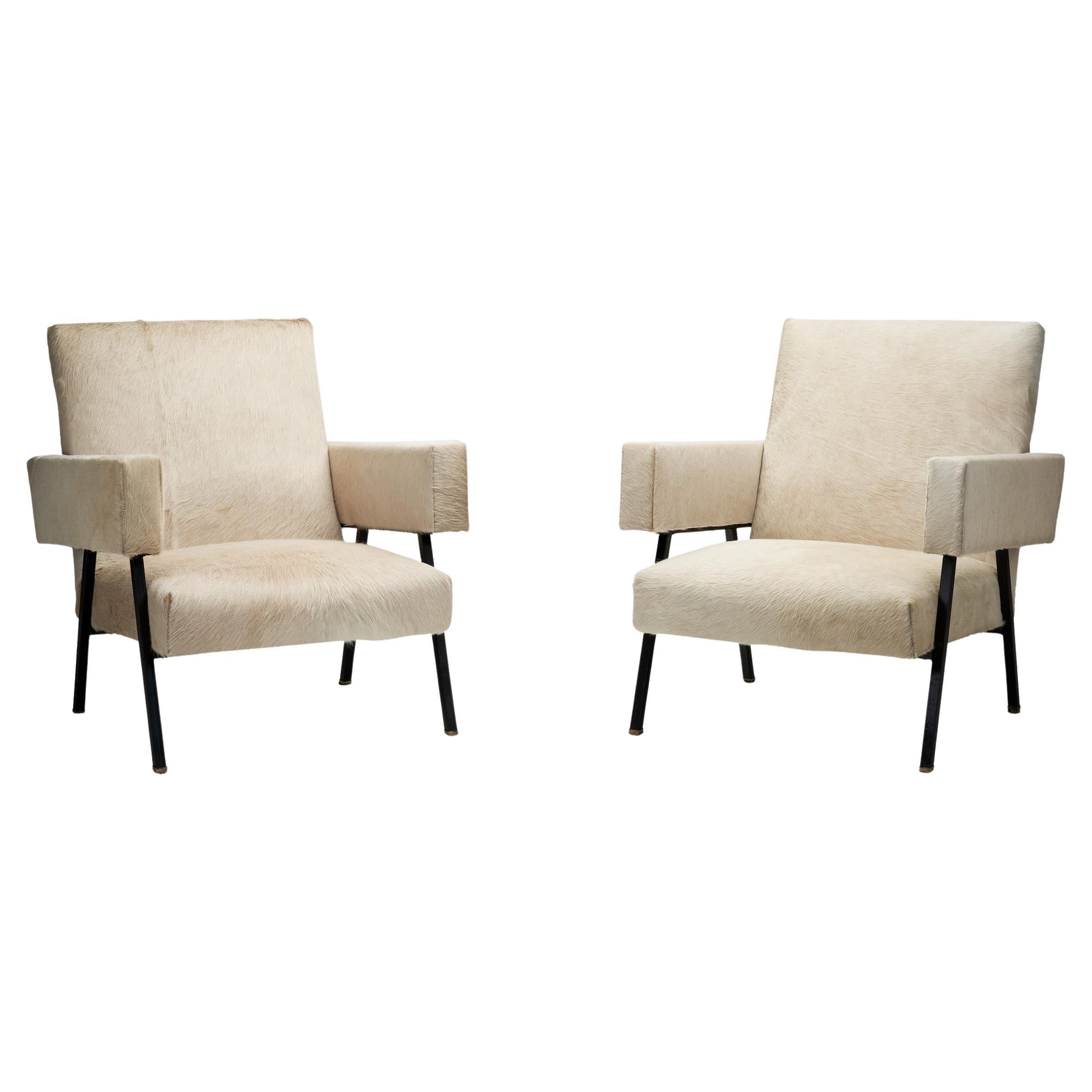 Pair of Bonino Armchairs Upholstered in Light Cowhide, Italy 1960s For Sale