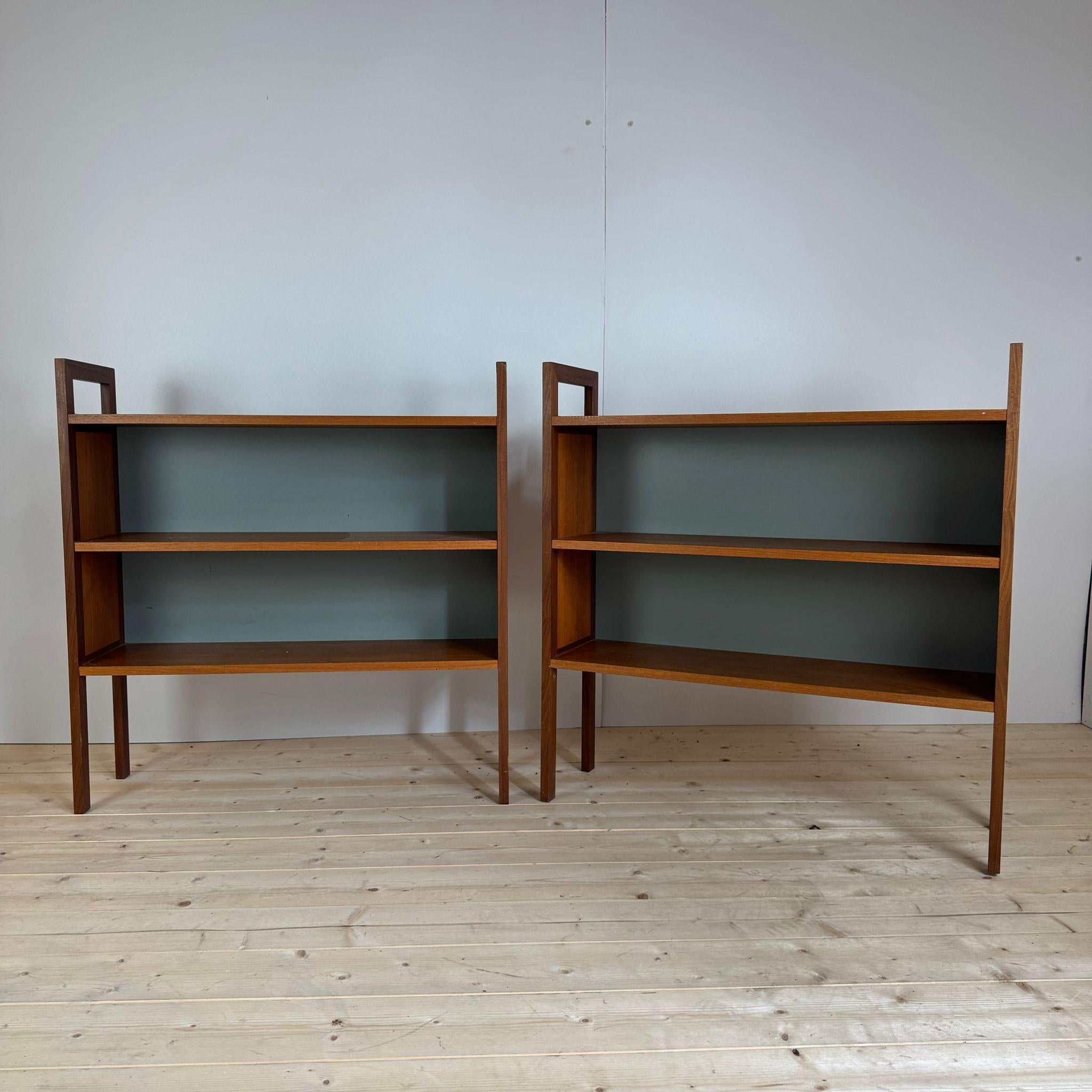 Mid-20th Century Pair of bookcases in teak, Sweden 1960 in vendita
