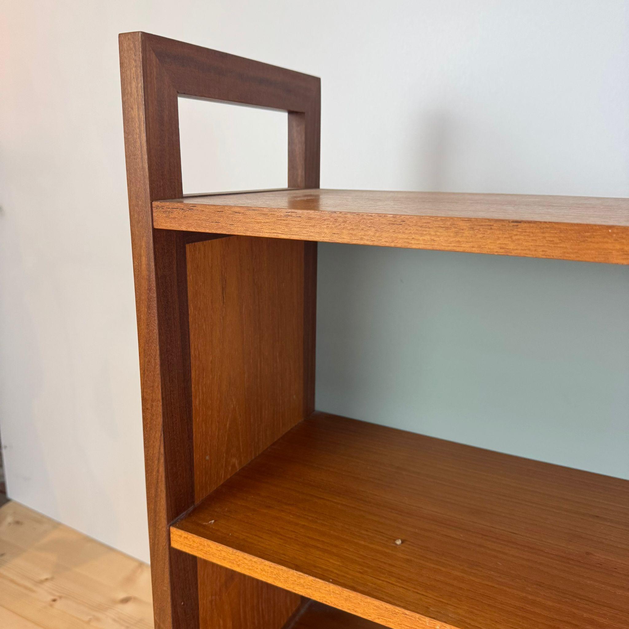 Pair of bookcases in teak, Sweden 1960 in vendita 1