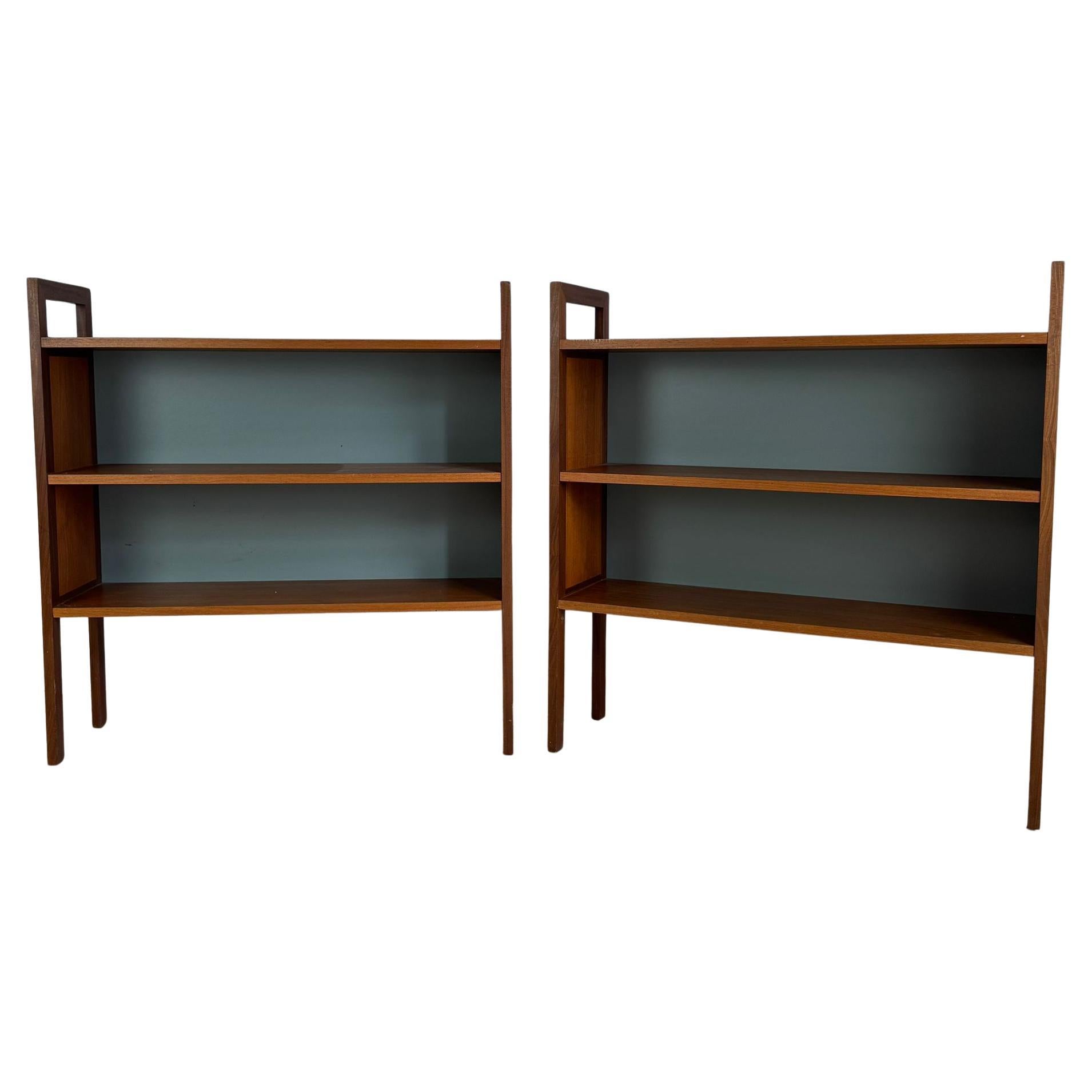 Pair of bookcases in teak, Sweden 1960 in vendita