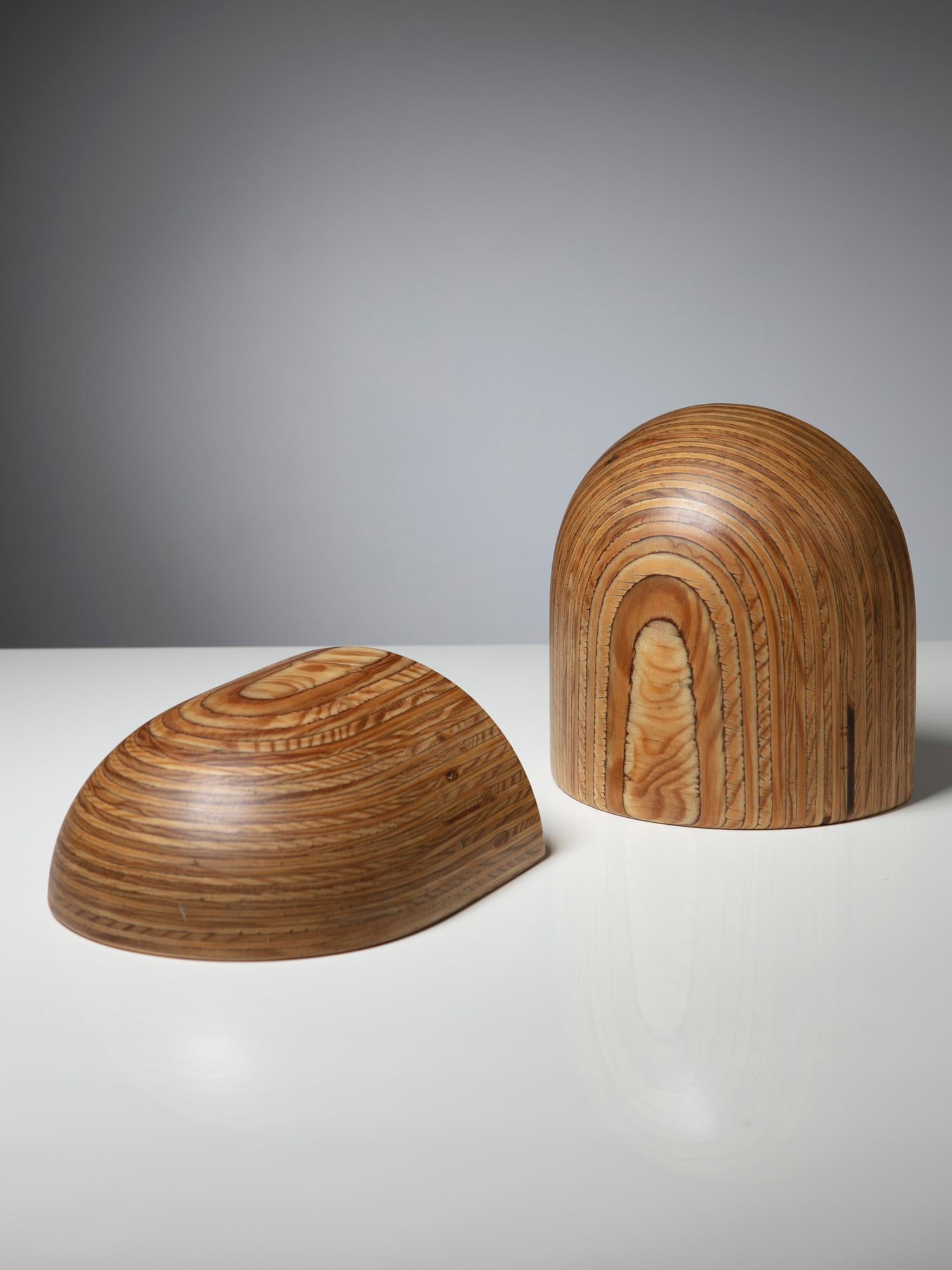 Rare Set of Two Wood Bookends by Pino Pedano, Italy, 1980s In Good Condition For Sale In Milan, IT