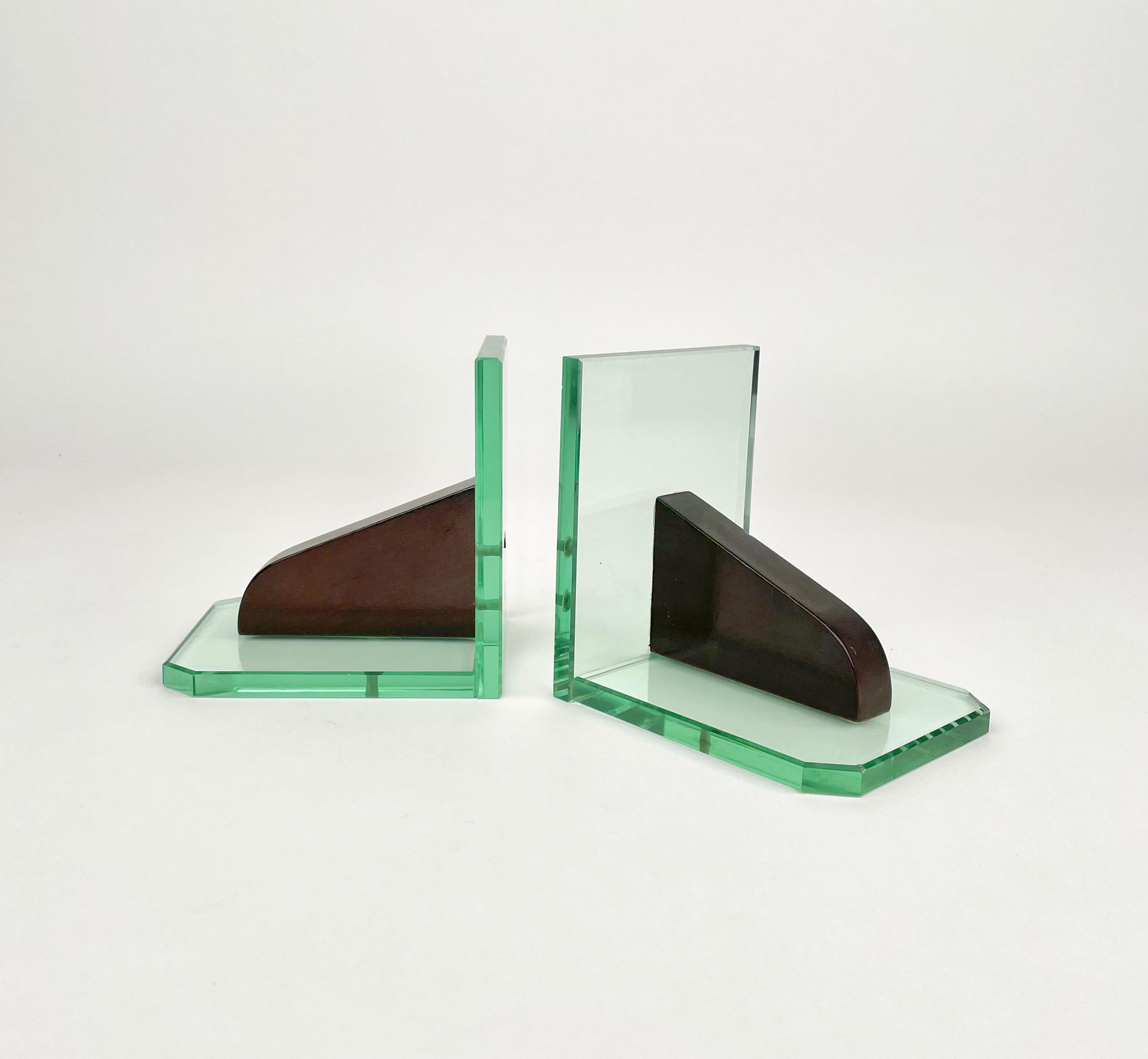 Mid-Century Modern Pair of Bookends Glass and Wood in the Style of Fontana Arte Italy 1950s For Sale
