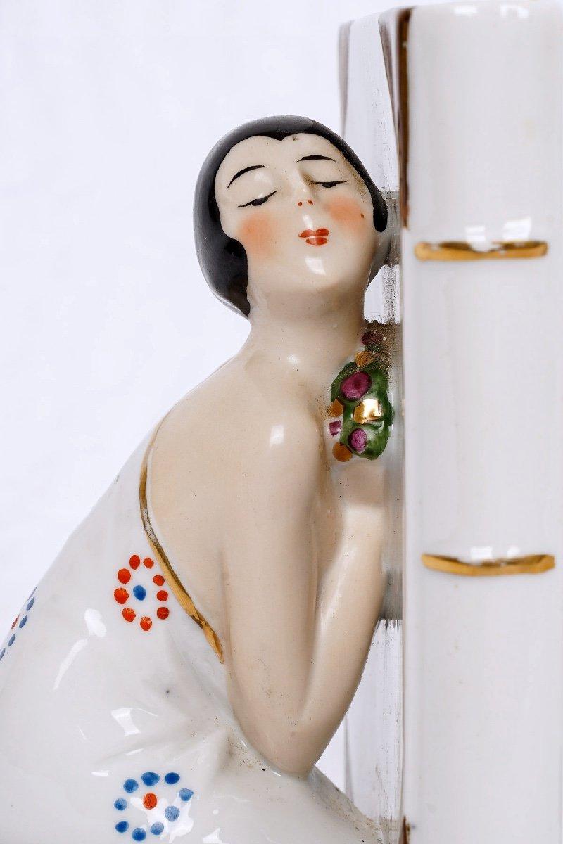Art Deco Pair Of Bookends - Lalouvière Enamels - Polychrome Porcelain - Period: 20th  For Sale