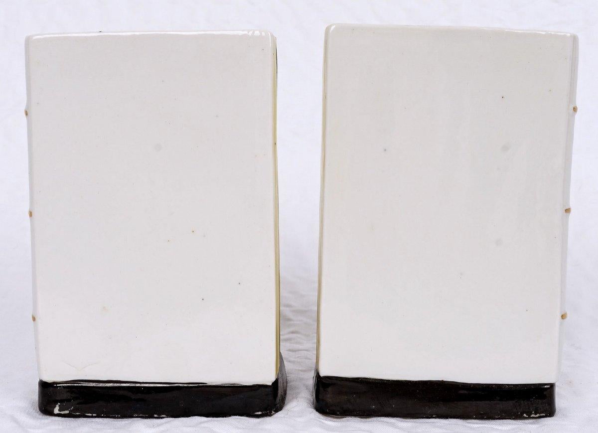 Belgian Pair Of Bookends - Lalouvière Enamels - Polychrome Porcelain - Period: 20th  For Sale