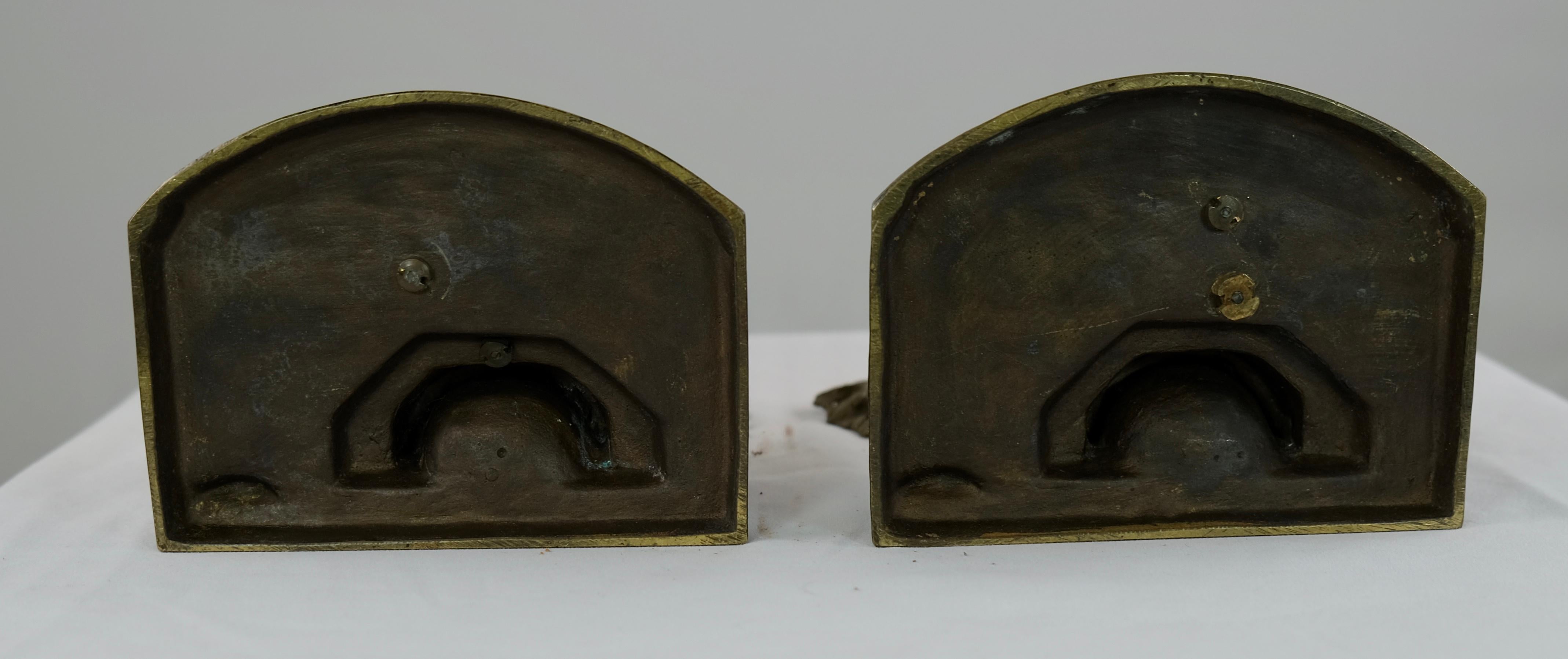 Pareja de atriles para libros, Bronce pintado en frío, Fabricación austriaca alrededor del año 1900. 4