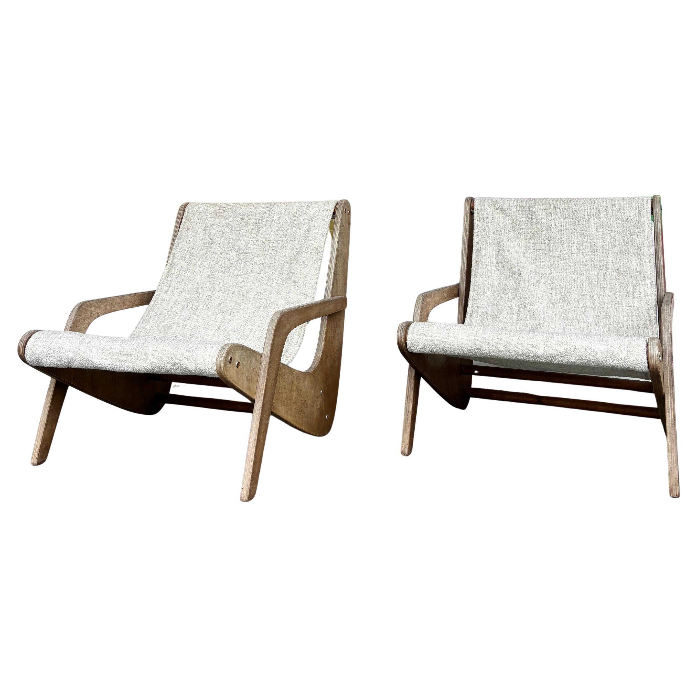 Pair of boomerang slipper chairs by Zanine Caldas For Sale