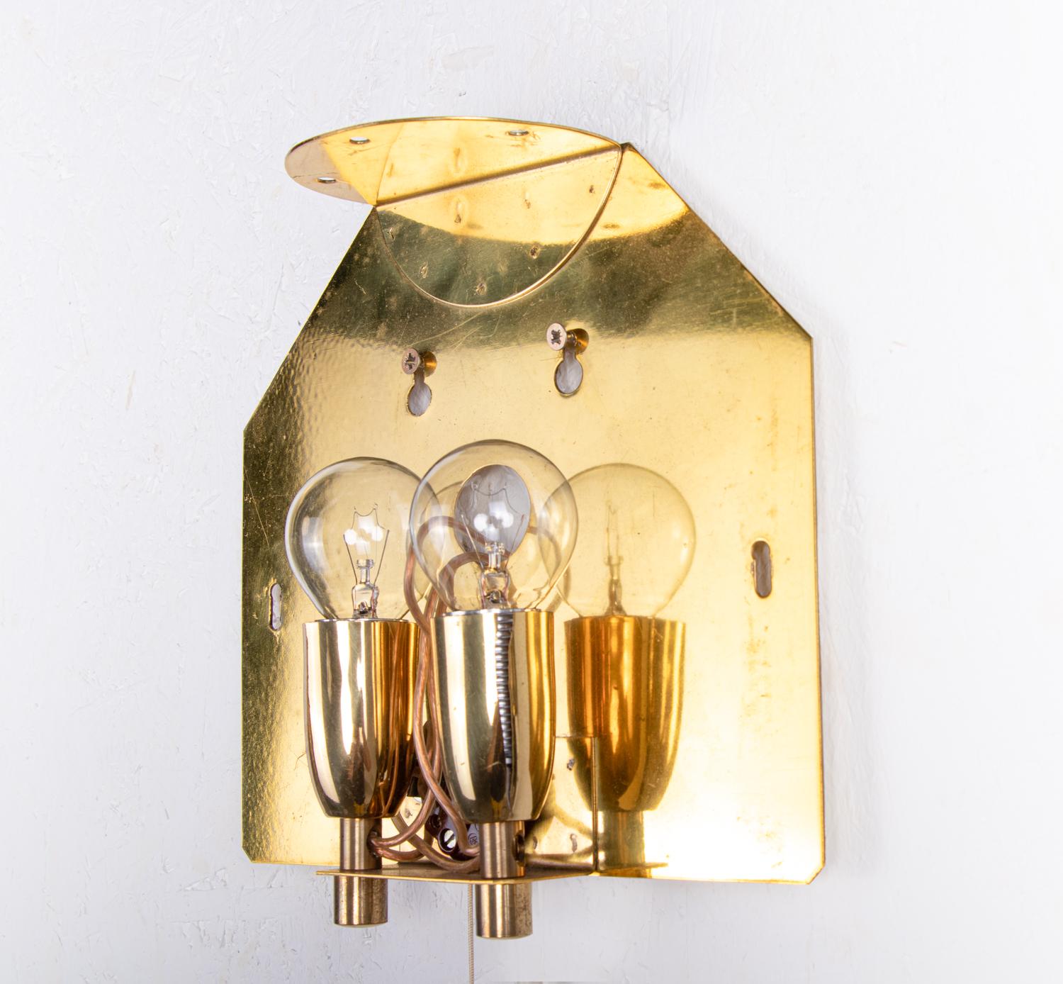 Paire d'appliques Borens Boras en verre de cristal et laiton doré, Suède, années 1960 en vente 4