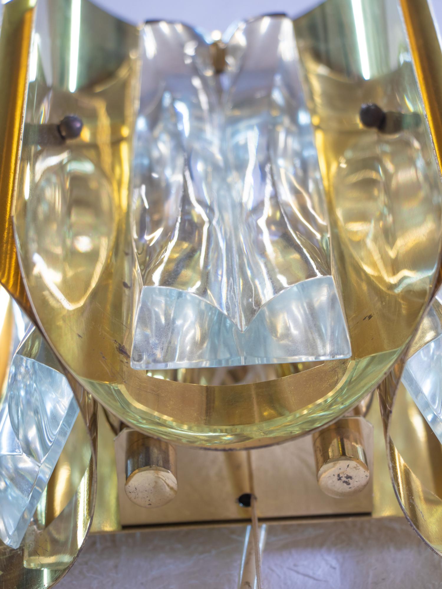 Paire d'appliques Borens Boras en verre de cristal et laiton doré, Suède, années 1960 en vente 1