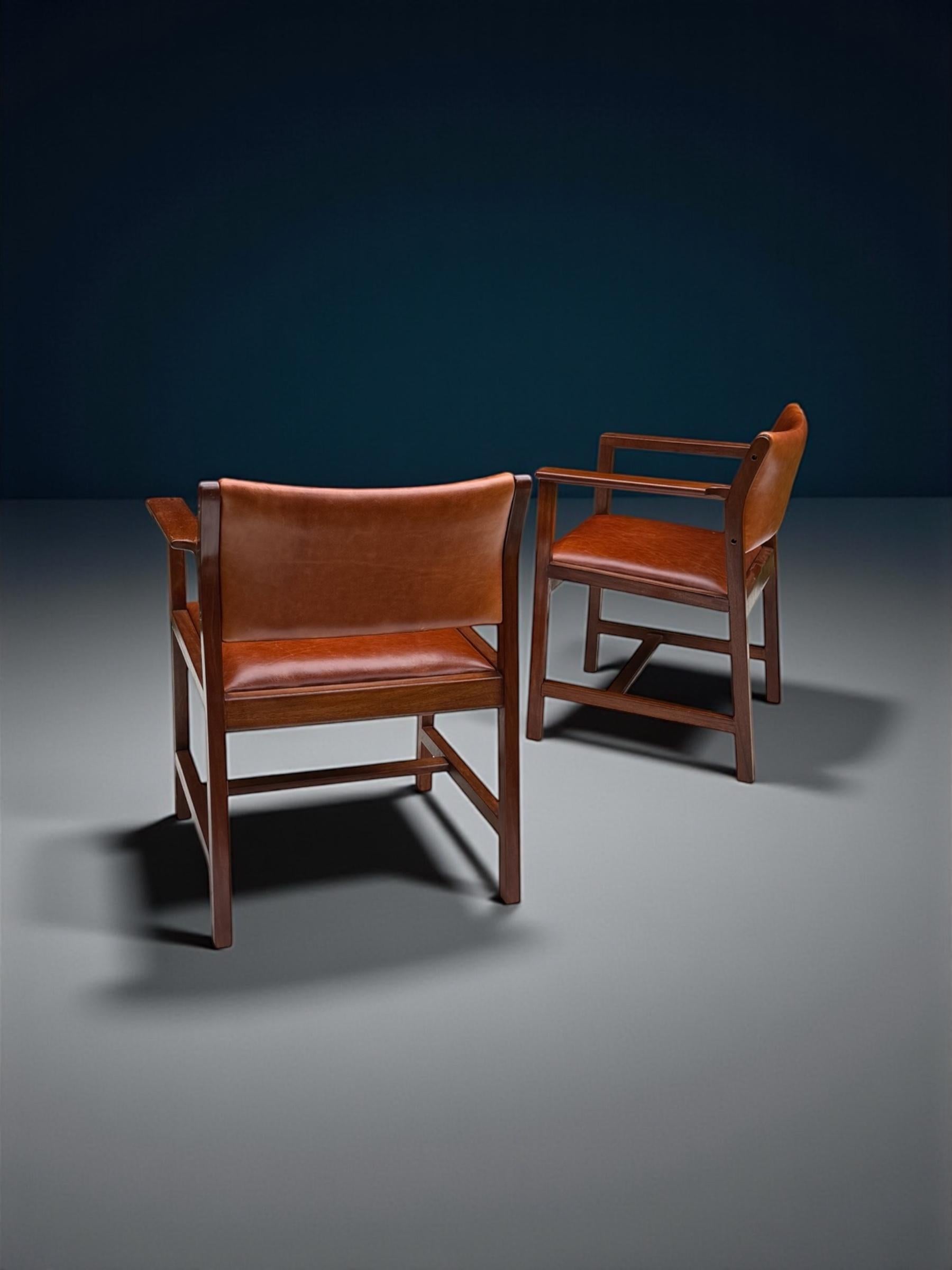 Mid-20th Century Pair of Borge Mogensen Model BM73 Armchairs in Teak and Leather, Denmark 1960's For Sale