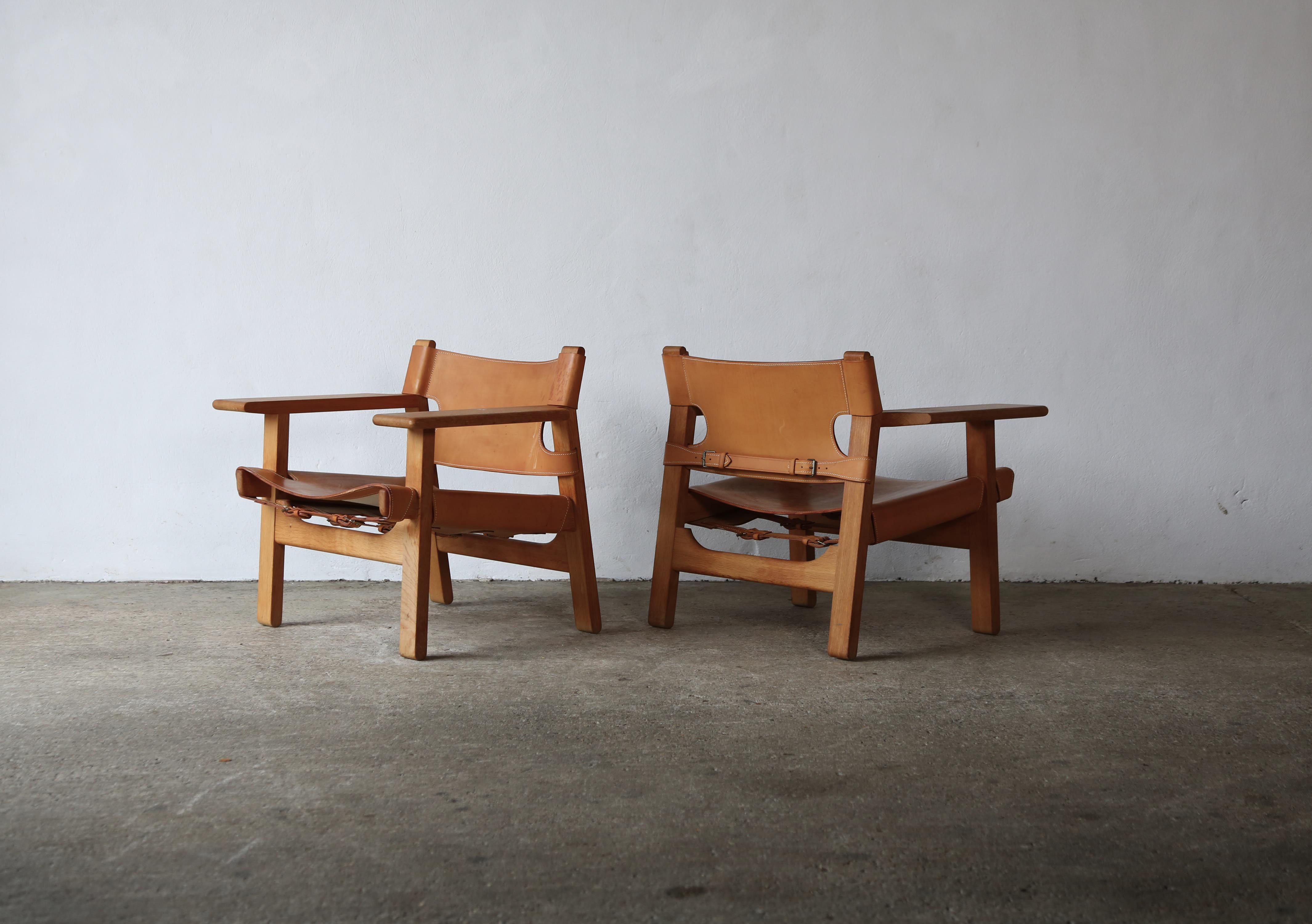 Mid-Century Modern Pair of Borge Mogensen Spanish Chairs, Denmark