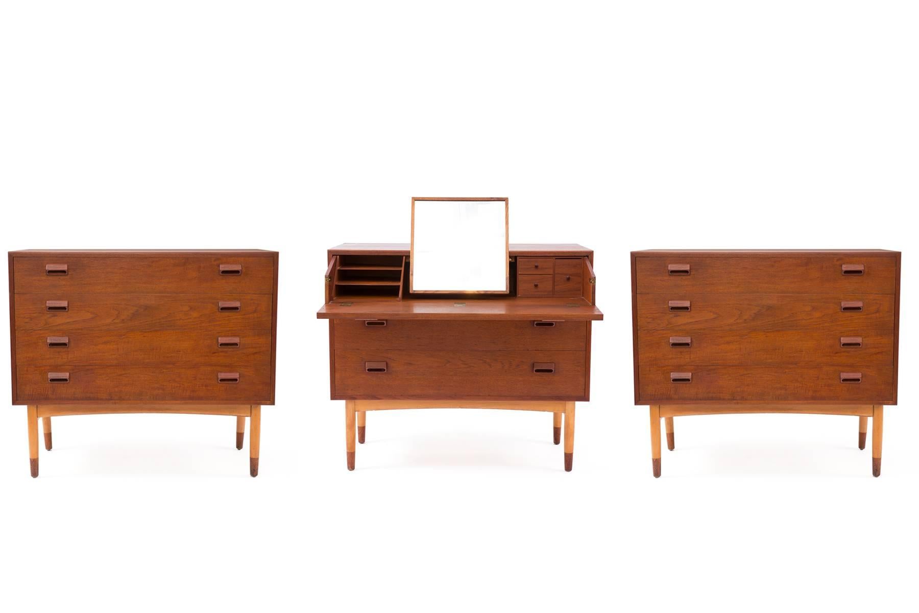Pair of Borge Mogensen Teak and Beech Chests 3
