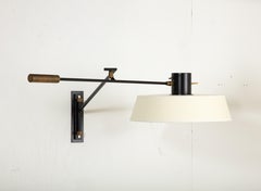 Jean Boris Lacroix Pareja de grandes apliques de pared de brazo móvil, Francia Años 50