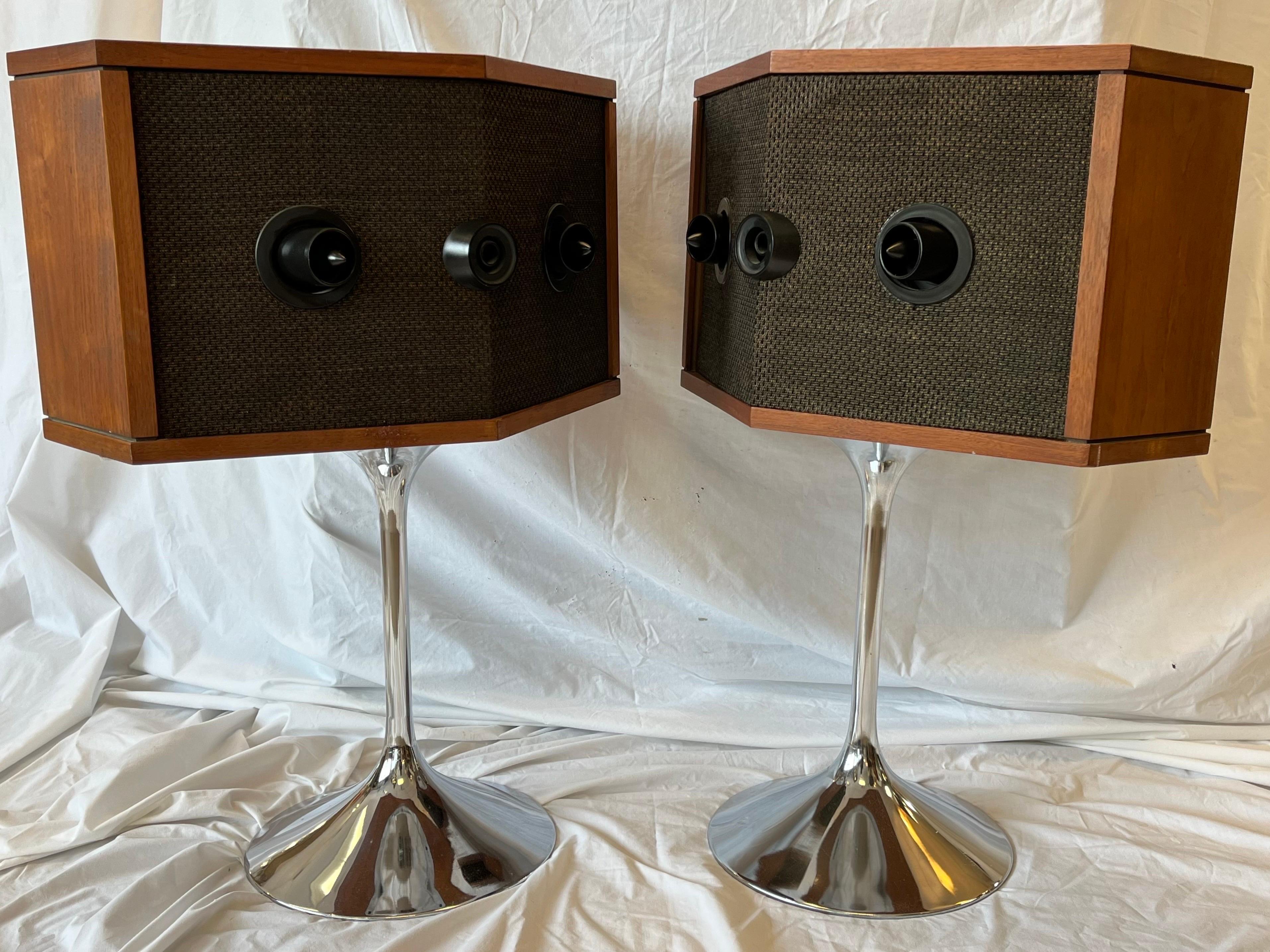 Metal Pair of Bose 901 Chrome Tulip Base Speakers Reflecting and Direct Discontinued 