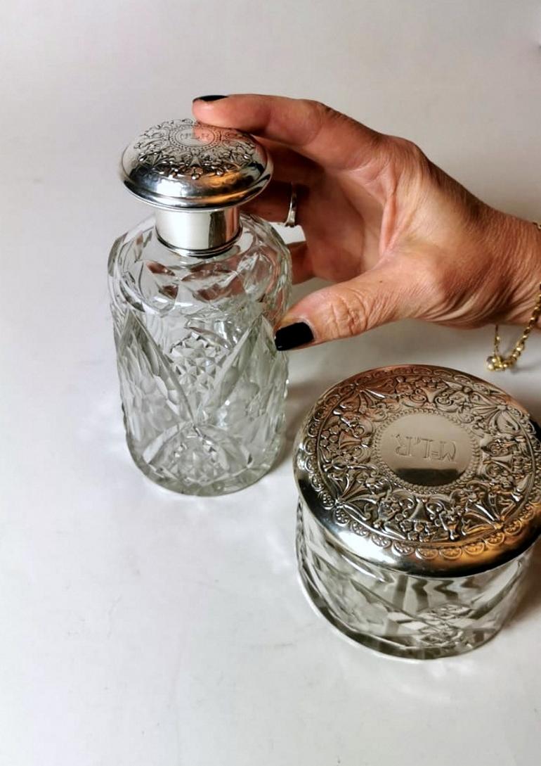 Pair of Bottle and Vanity Box Cut Crystal and Chiseled Silver, Spain For Sale 7