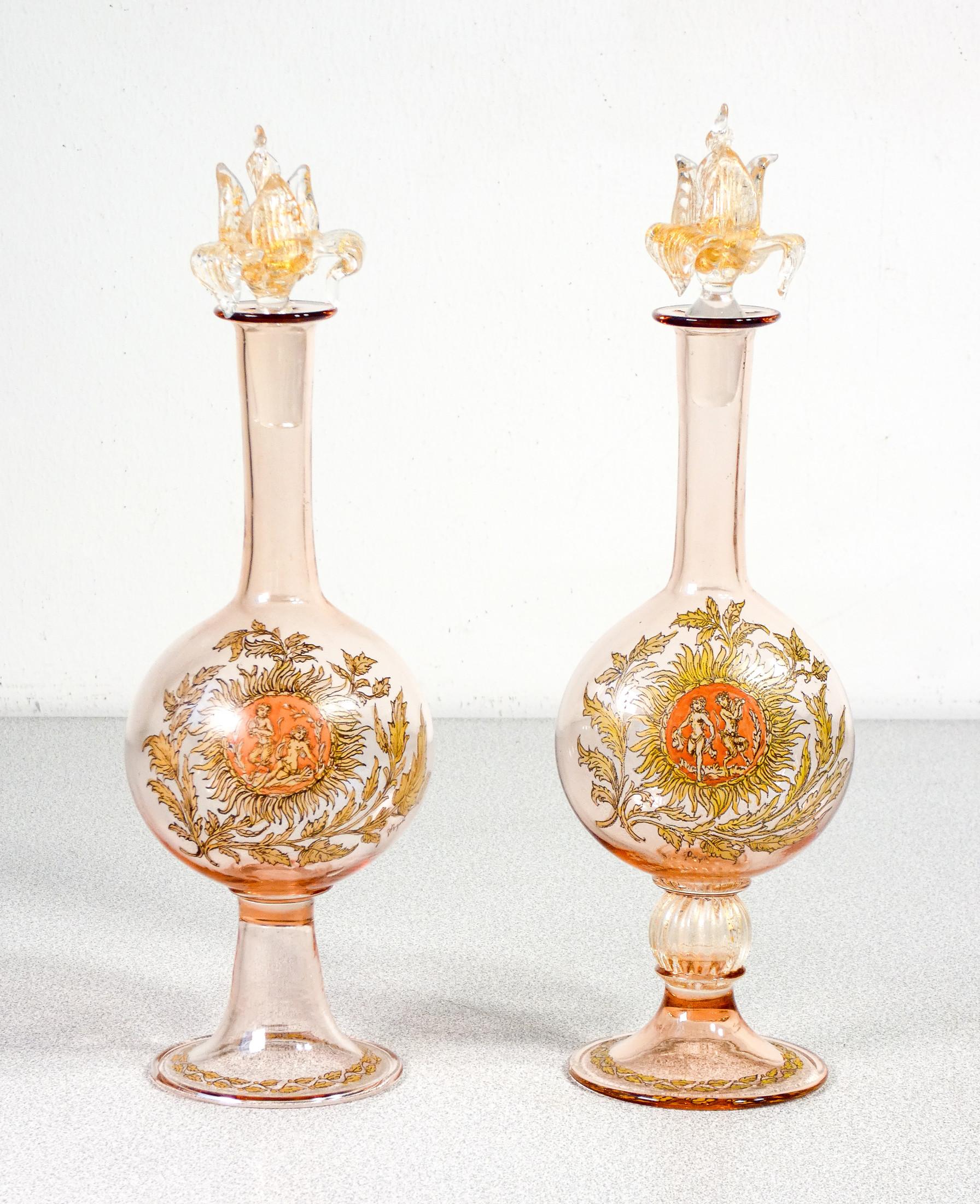 Pair of bottles
with stopper,
in blown Murano glass

Origin
Murano, Italy

Period
Early 20th century

Model
Pair of decorated bottles
with caps

Materials
Murano blown glass

Dimensions
H 26.5 cm
Ø 8 cm

Conditions
Perfect, no