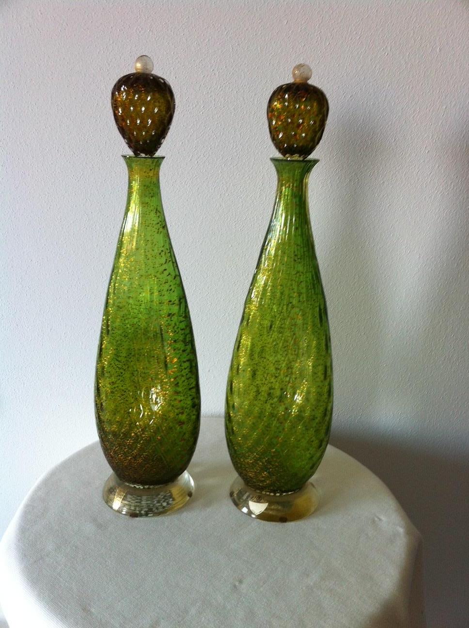 Pair of bottles with Murano glass stopper production 