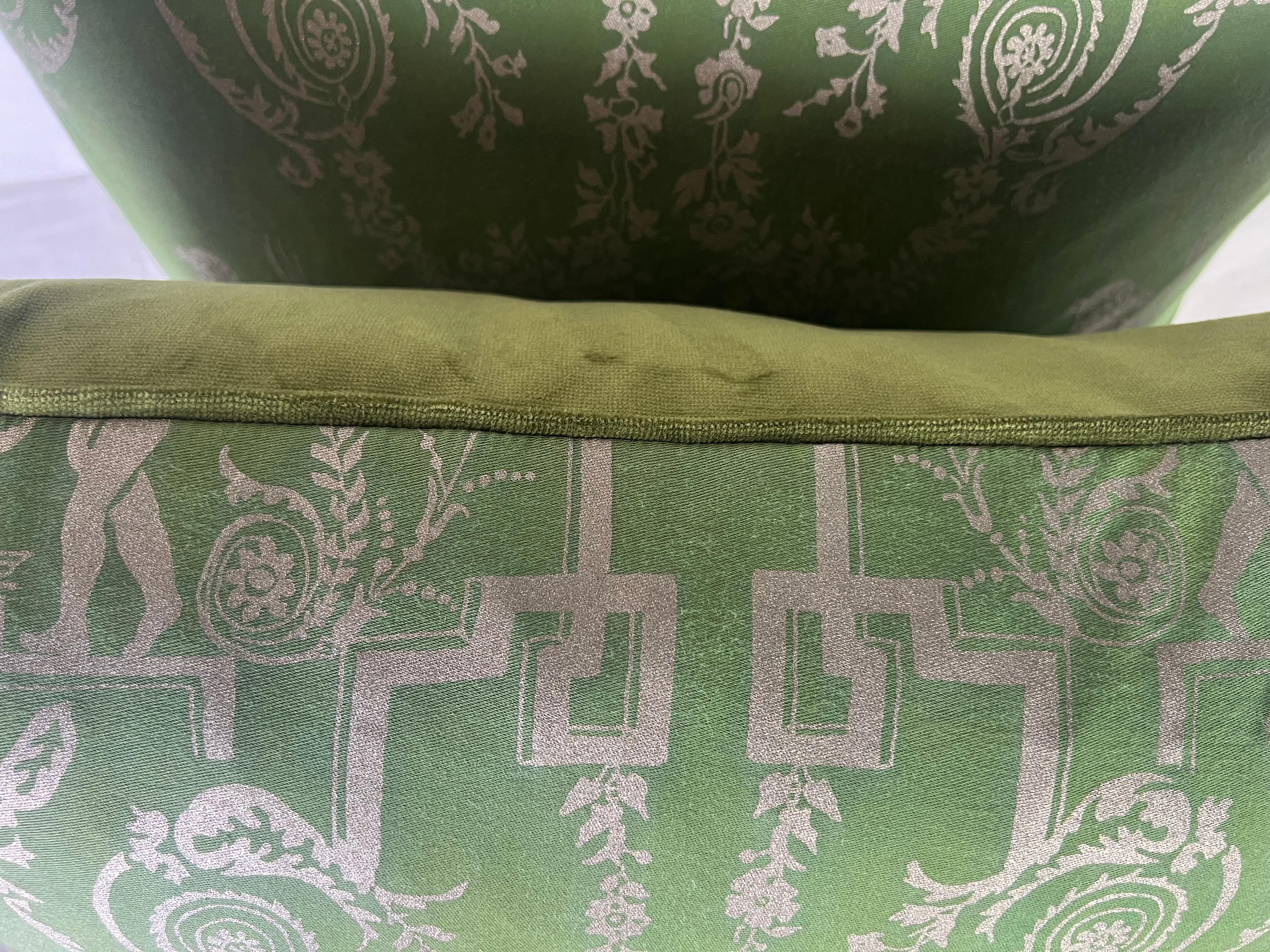 XXIe siècle et contemporain Paire de coussins Fortuny à motifs Boucher en vente
