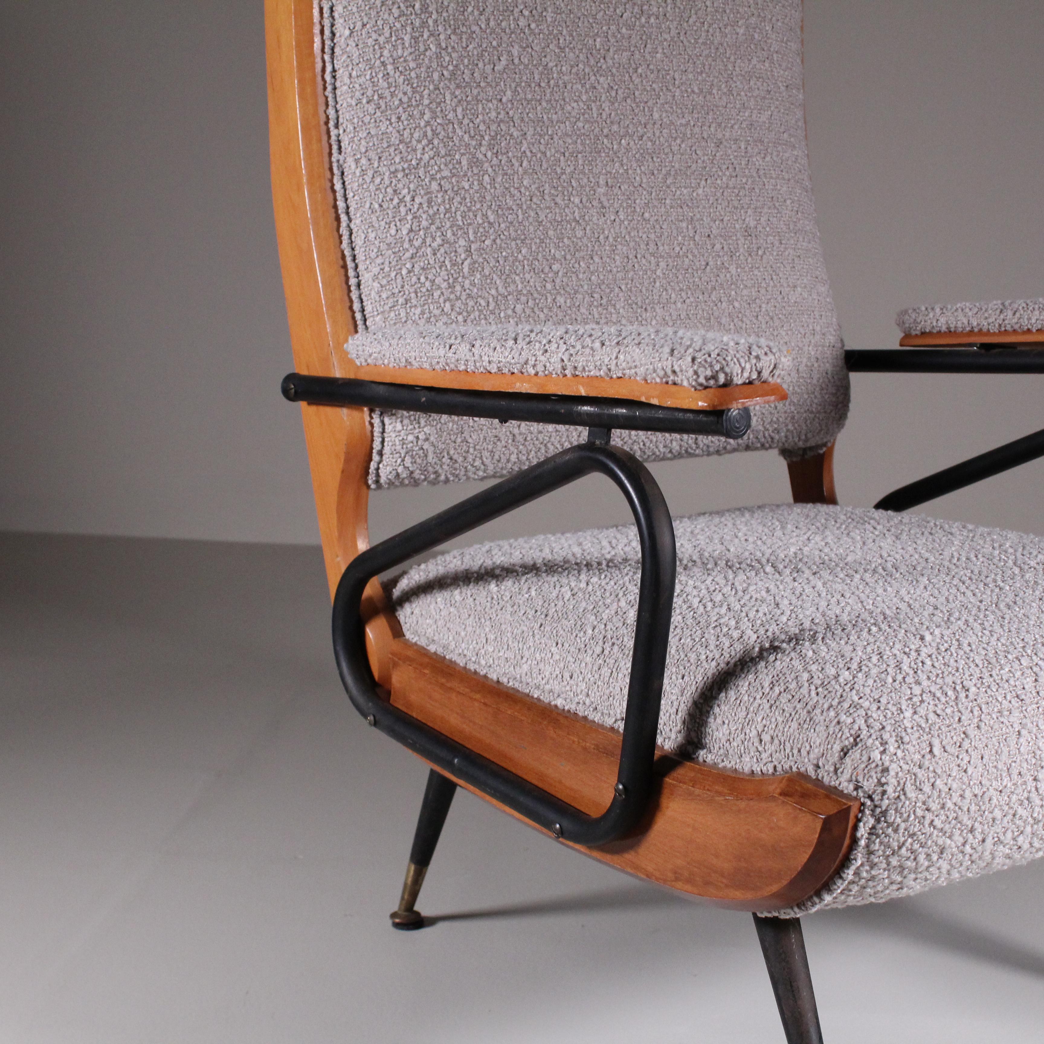 Mid-20th Century Pair of bouclé recliners, Italian manufacture, circa 1960 For Sale
