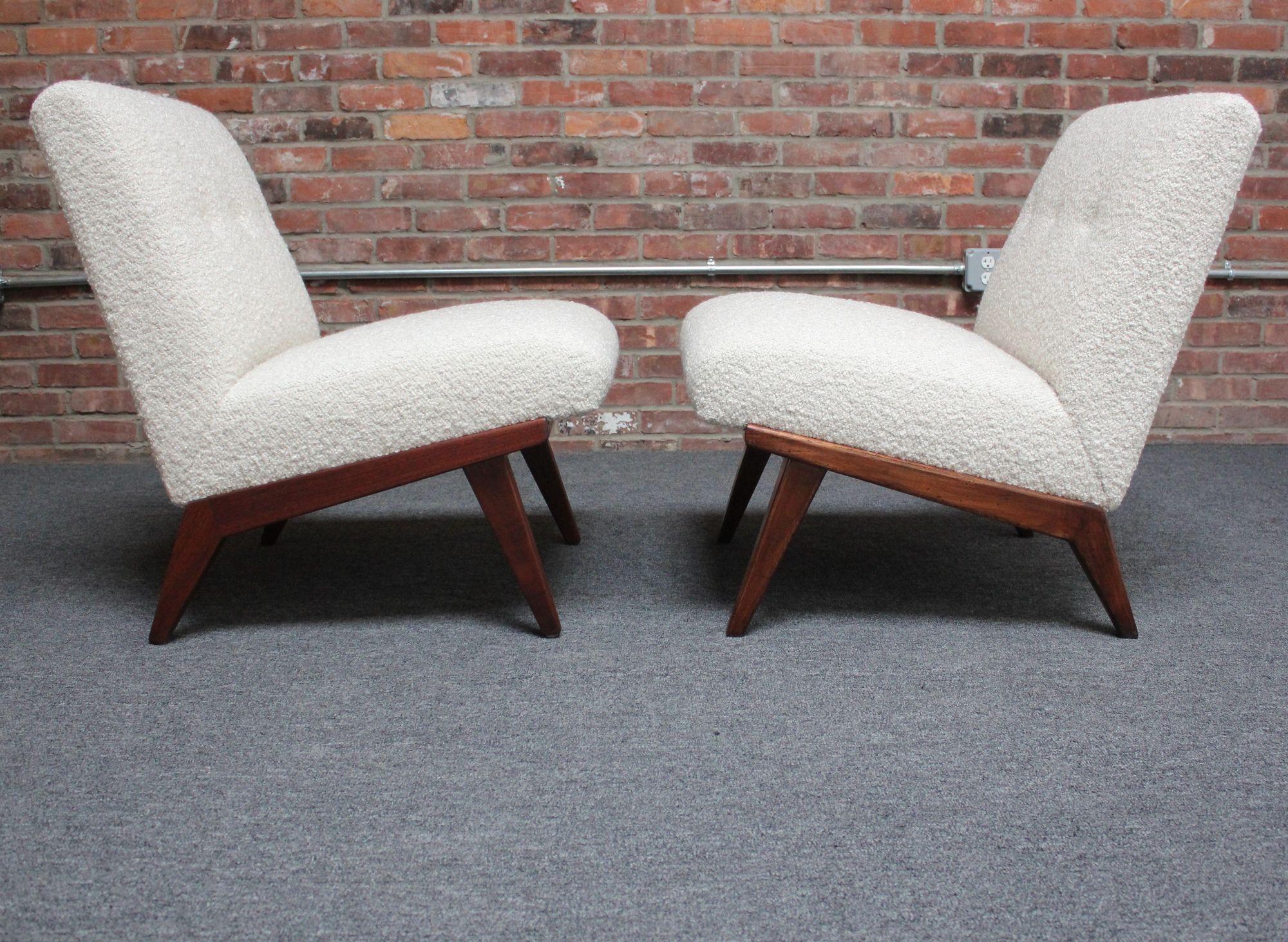 Pair of Bouclé Slipper Chairs Designed by Jens Risom for H.G. Knoll Associates In Good Condition For Sale In Brooklyn, NY