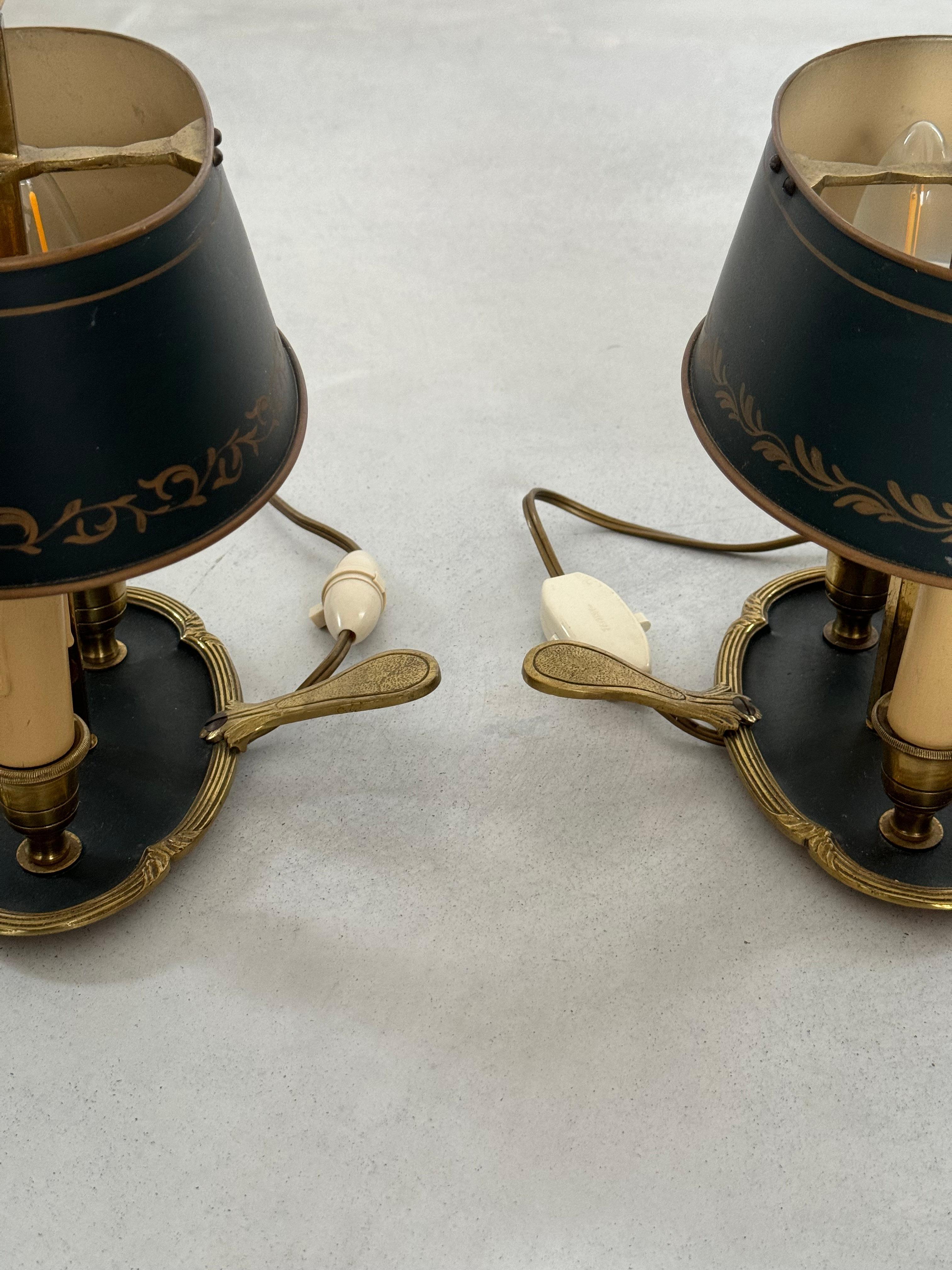 Paar Bouillotte-Nachttischlampen, Bronze, Louis XV.-Stil, Frankreich 1950er Jahre im Angebot 8