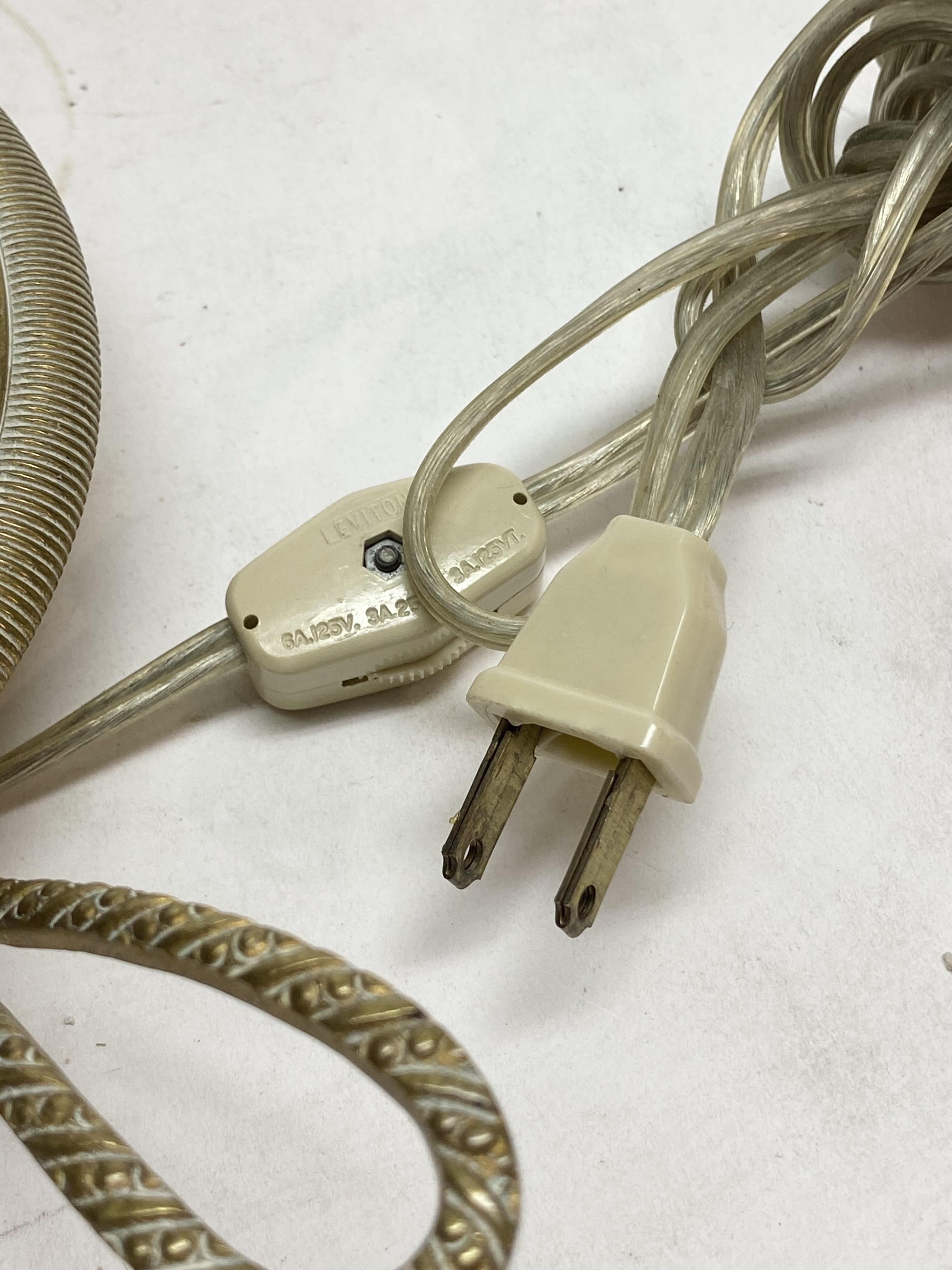 Paire de lampes bouillotte en vente 2