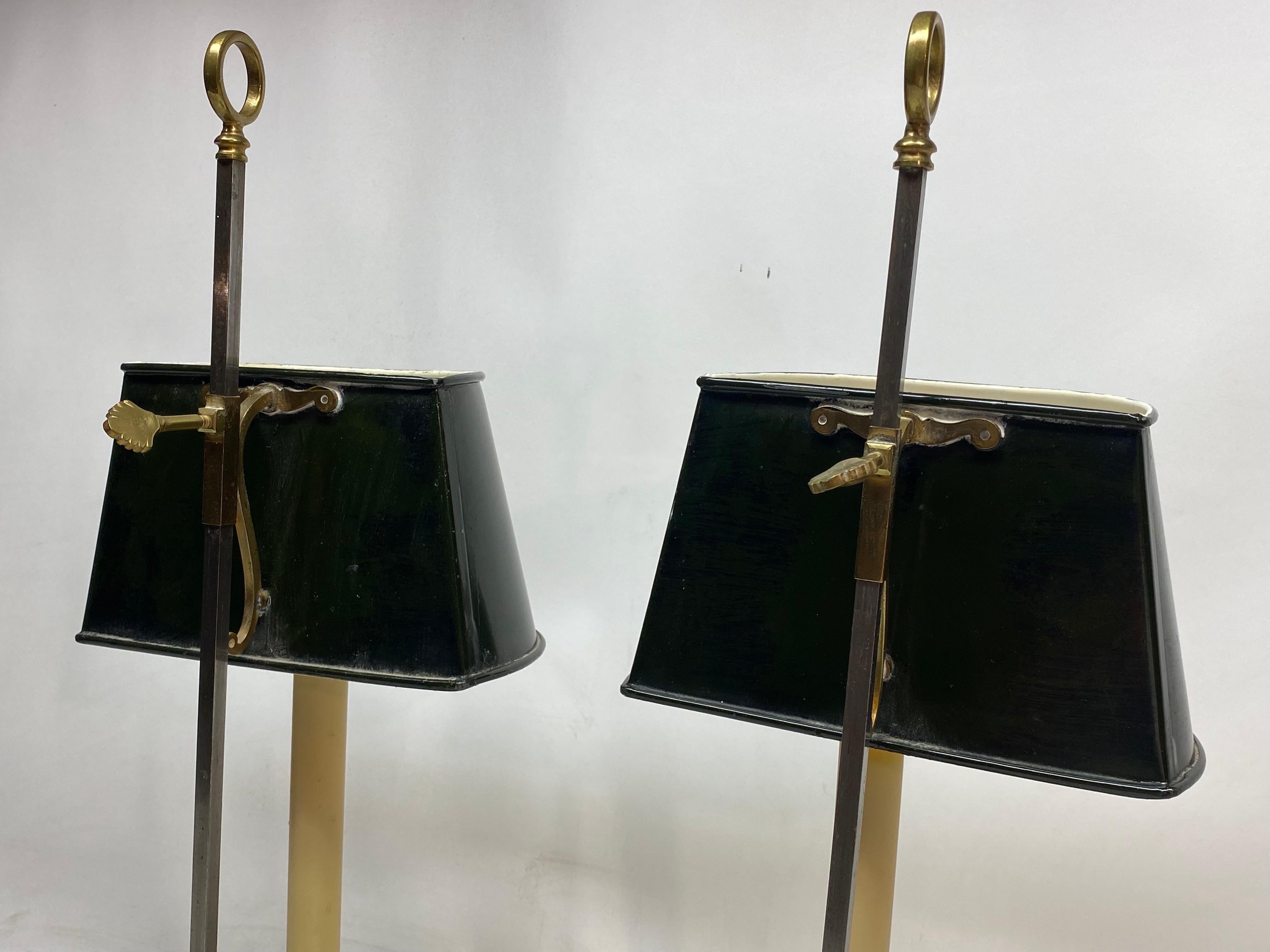 Paire de lampes bouillotte en vente 4