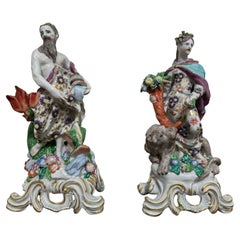 Pareja de figuras de elementos de Bow Porcelain, "Agua" y "Tierra" , hacia 1765
