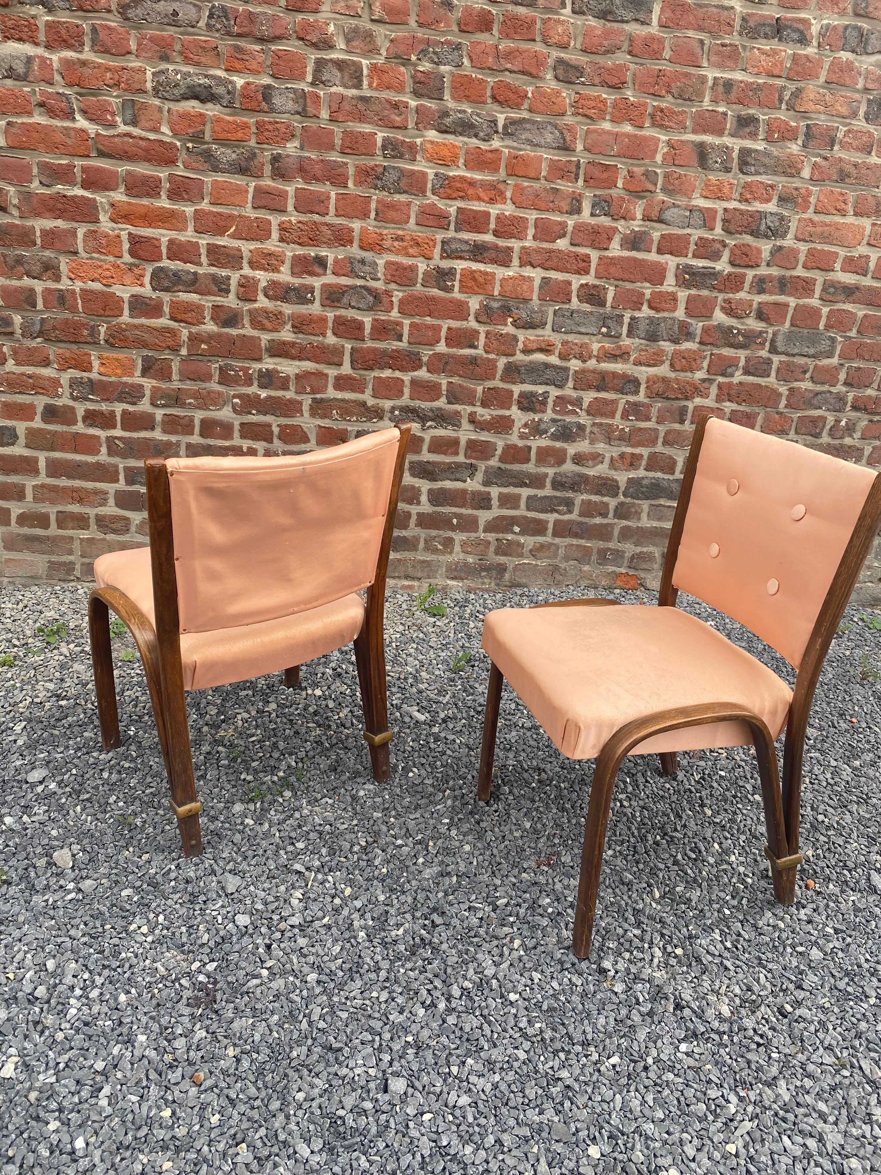 Paar Stühle der Serie 