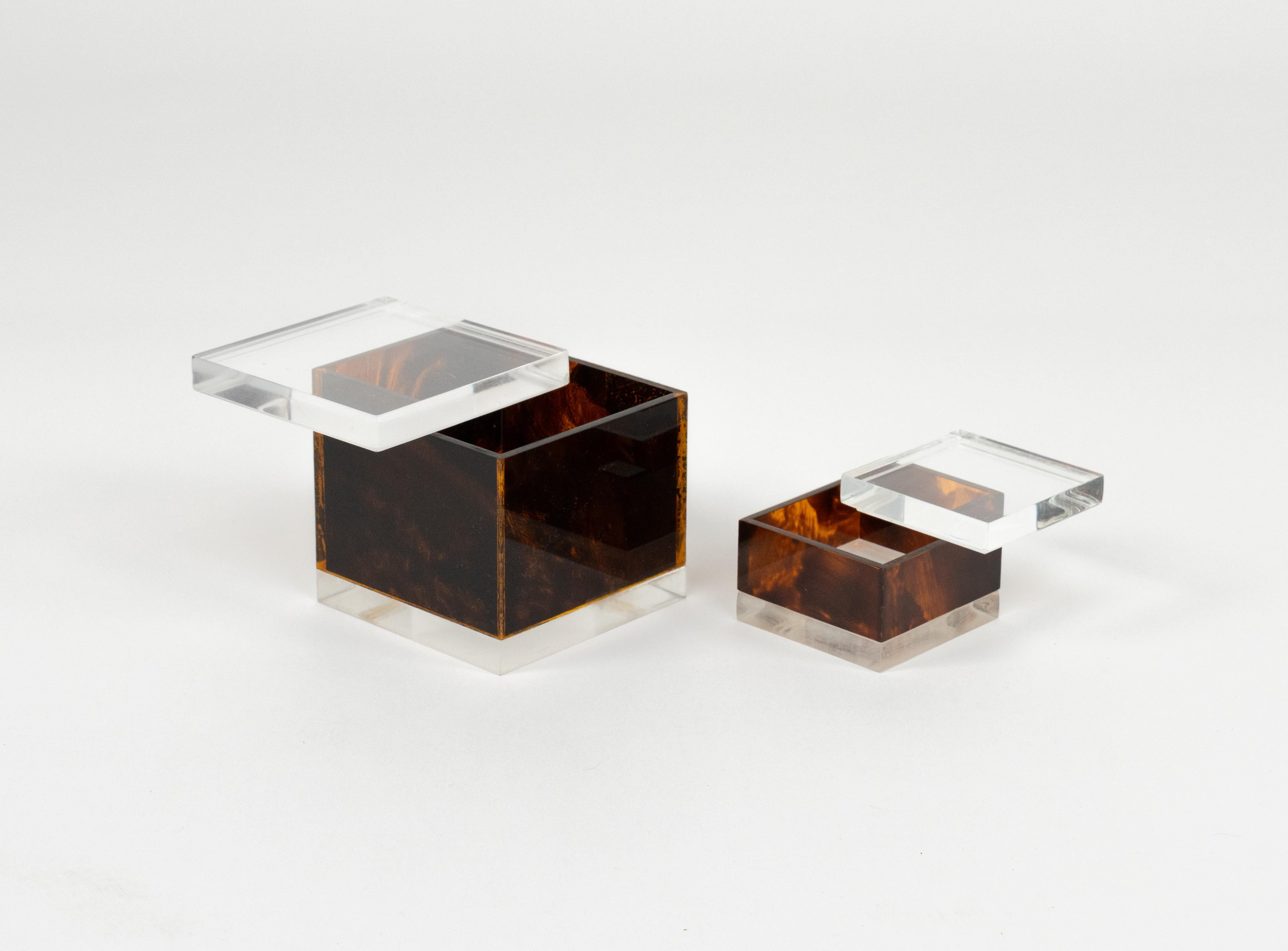 Pair of Box in Tortoiseshell Effect Lucite Christian Dior Style, Italy, 1970s In Good Condition For Sale In Rome, IT