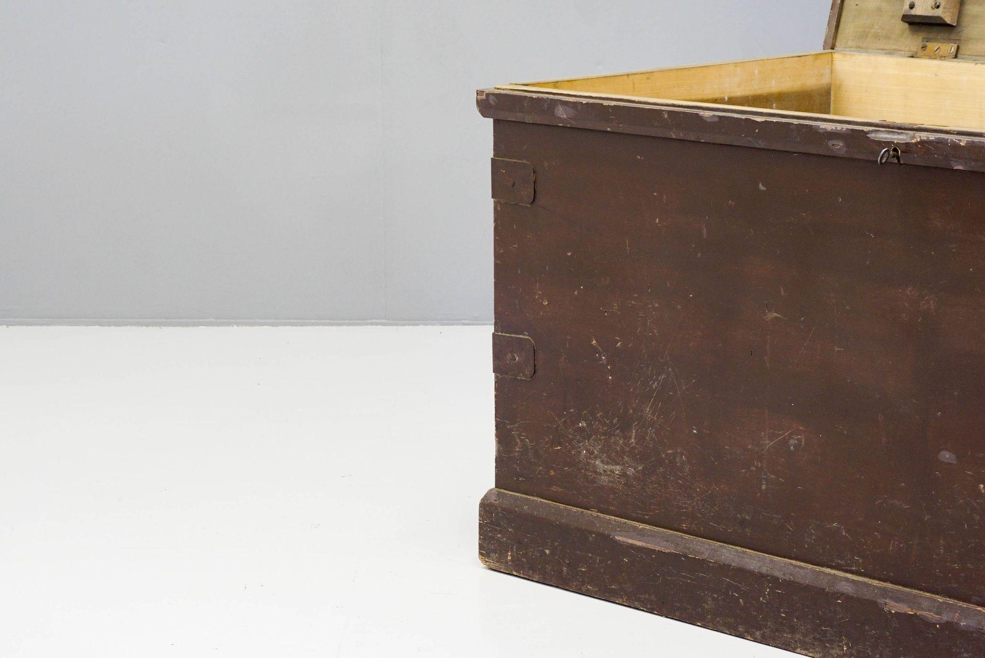 Late 19th Century Pair of Boxes For Sale
