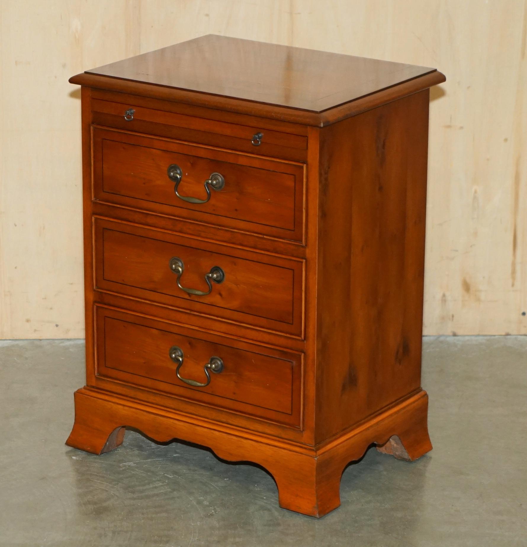 PAiR di BRADLEY MOBILI BURR YEW TAVOLO DA LETTO SCENEGGIATOIO NOTTE CASSETTI BUTLERS VASSOIO in vendita 10