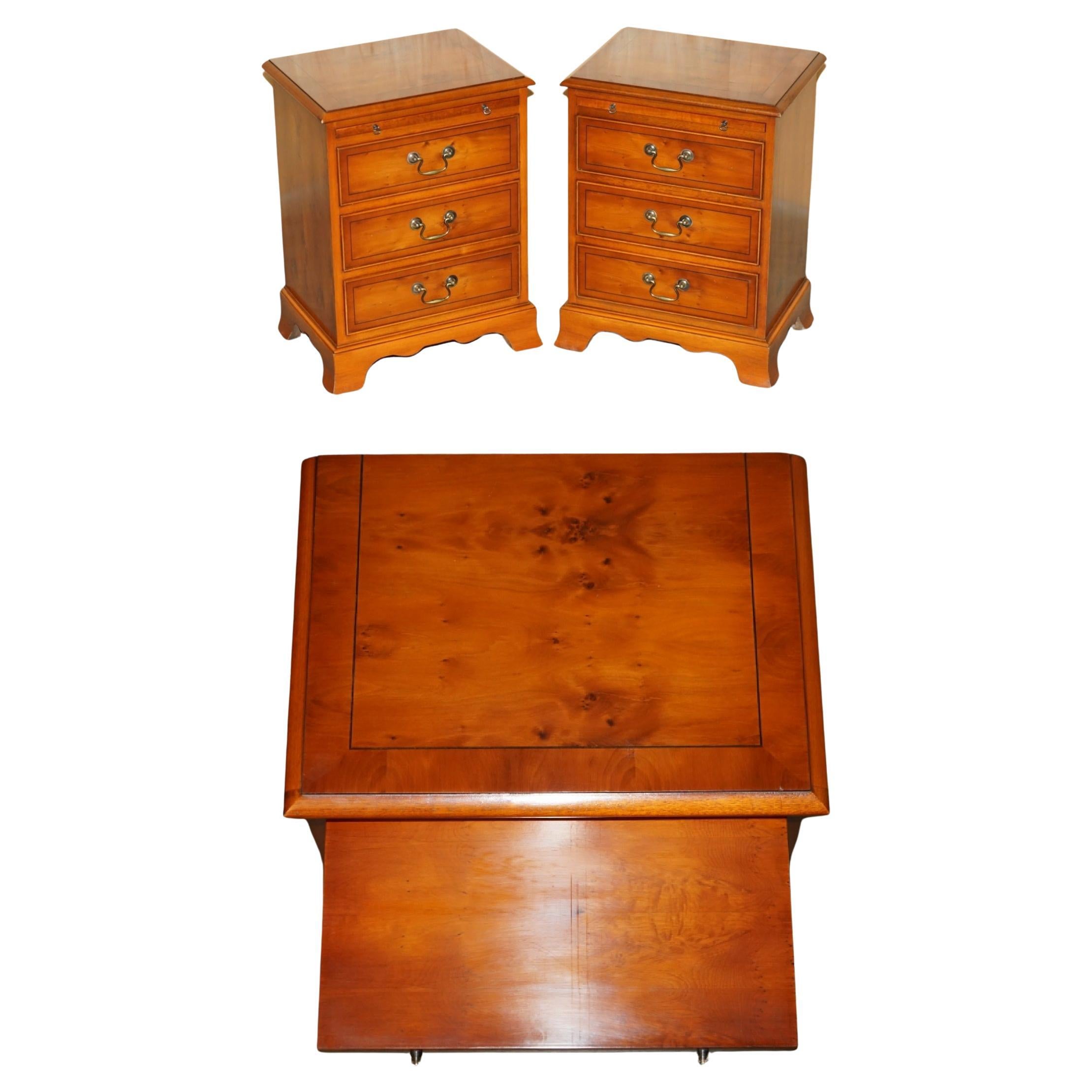 PAiR di BRADLEY MOBILI BURR YEW TAVOLO DA LETTO SCENEGGIATOIO NOTTE CASSETTI BUTLERS VASSOIO in vendita