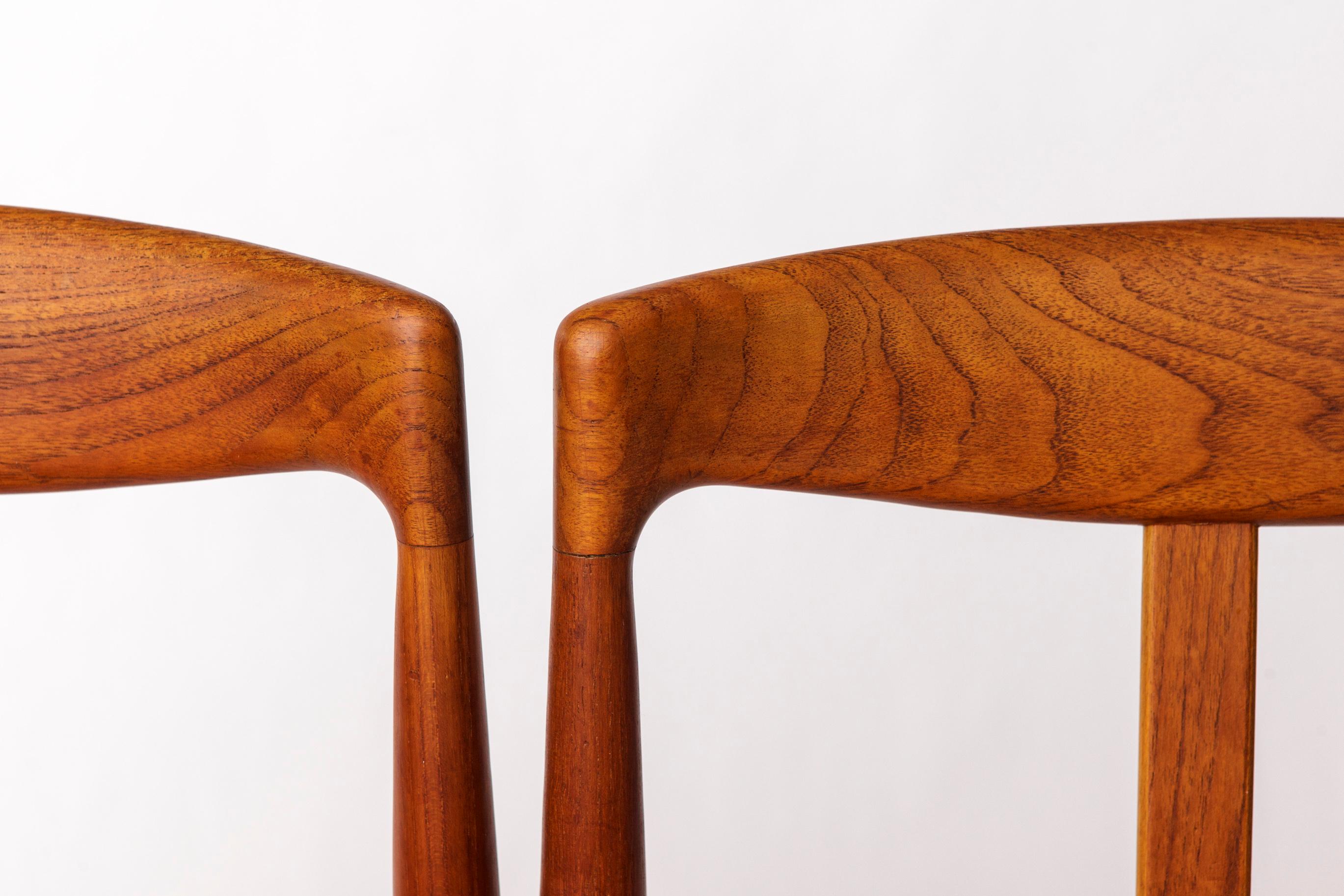 Coppia di sedie da pranzo in teak Bramin - Danimarca 1960 - Tappezzeria rosa - Mid-Centur In condizioni ottime in vendita a Hannover, DE