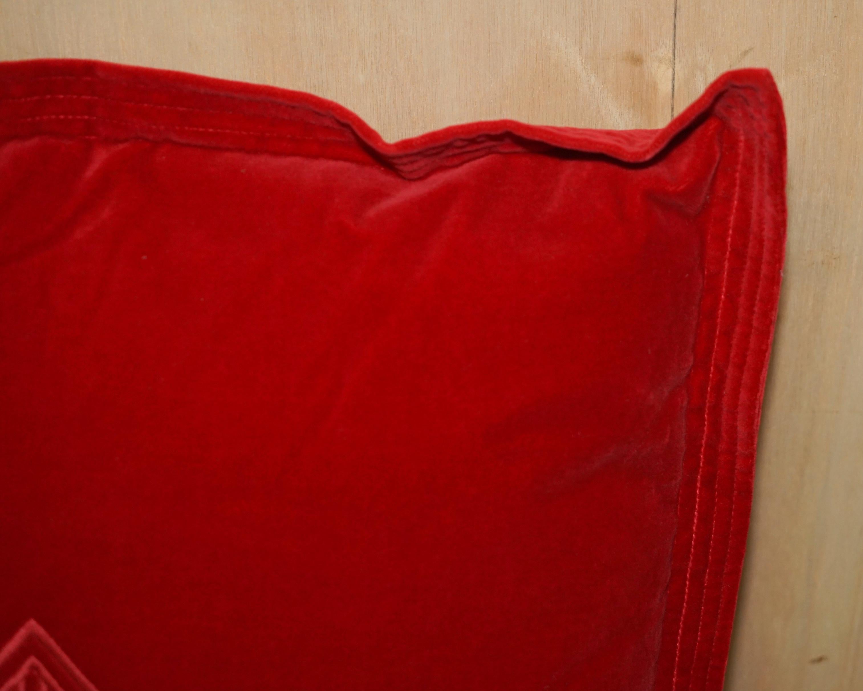 Hand-Crafted PAIR OF BRAND NEW FEATHER INTERNALS RALPH LAUREN RED SOFA CUSHiONS PART SUITE